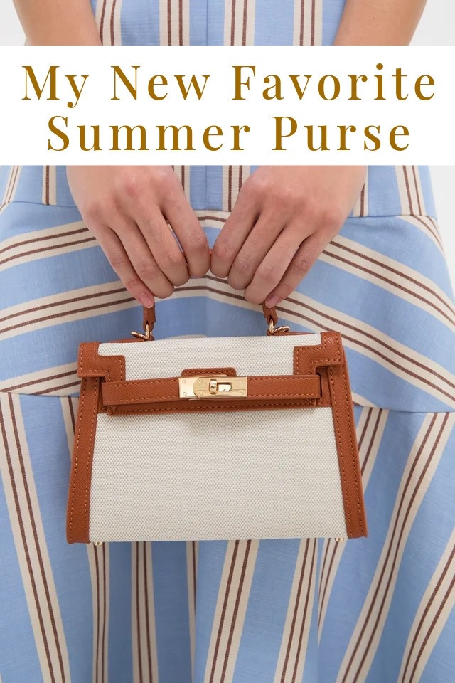 The Summer bag that goes with everything! If you love wearing linen, a breezy cotton dresses, this bas exactly what you want in your wardrobe! I just ordered mine and I cannot wait to use it.
#ootd #grwm #linenoutfit #summerbag #preppyclutch
