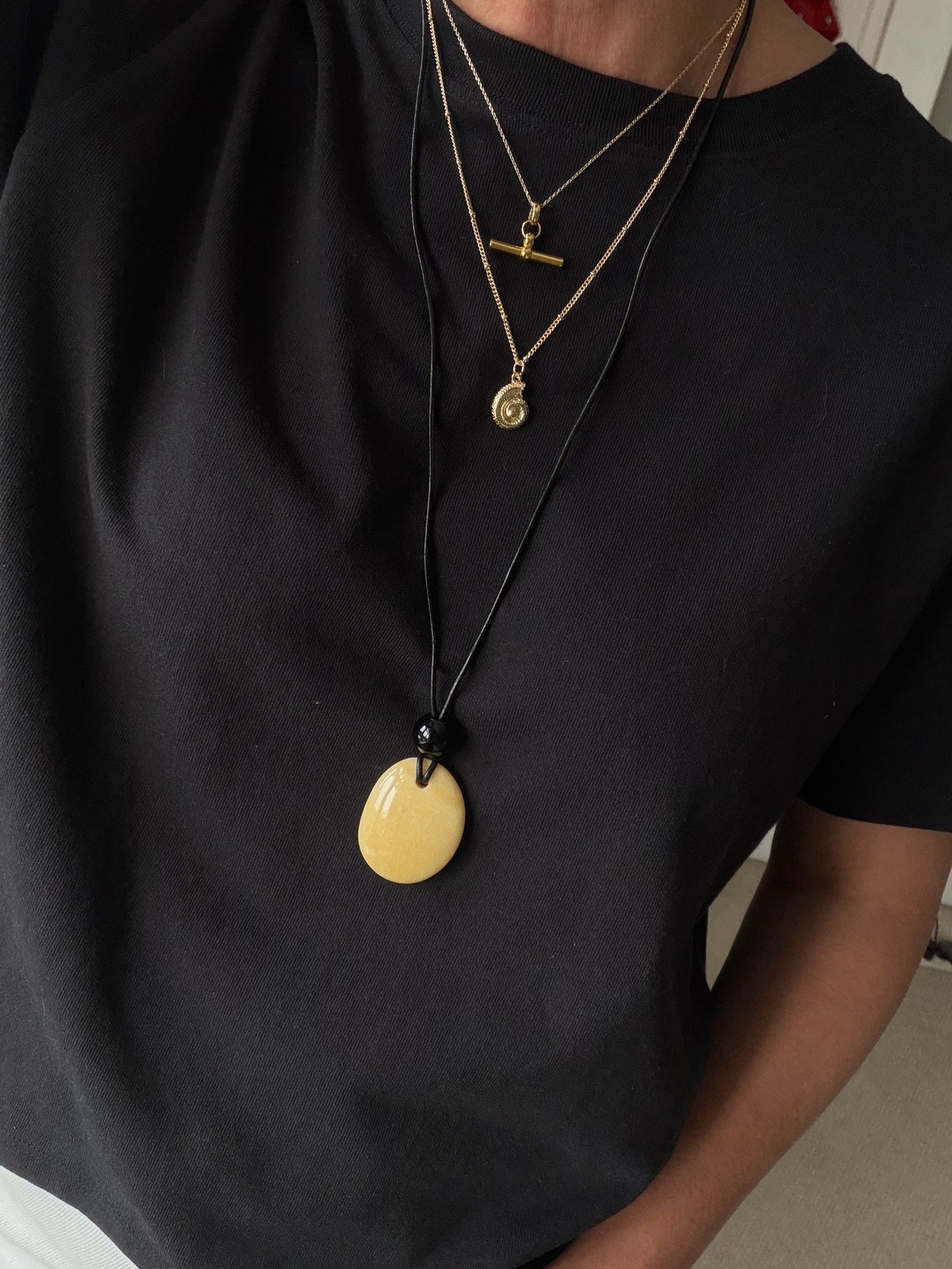 I’ve added this beauty to my pendant collection. I love it and it’s under £30