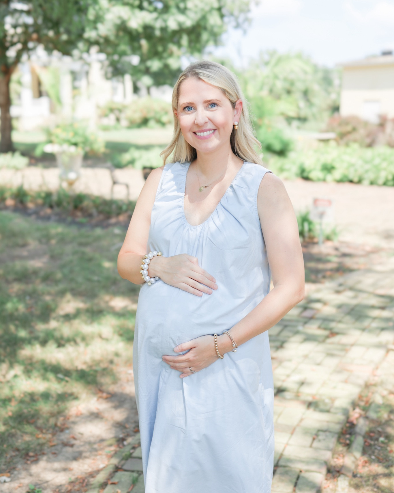 What I’m wearing at 20 weeks pregnant! This is the perfect dress to wear to bring your baby home from the hospital. Available in pink and blue, so perfect for if you’re expecting a girl or boy! 💙💕

#LTKStyleTip #LTKBaby #LTKBump