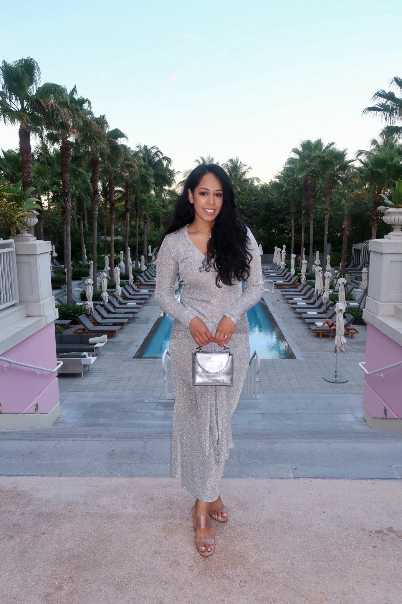 This silver dress is PERFECT for a spring or sumner event! #vacationwear #vacationoutfits #vacationstyle

vacation wear
vacation style
vacation outfits
vacation dress
vacation outfits
resort wear
resort style
resort fashion
holiday outfit
holiday outfits 2025
silver dress
metallic dress
spring stylee

#LTKSpringSale #LTKTravel #LTKParties