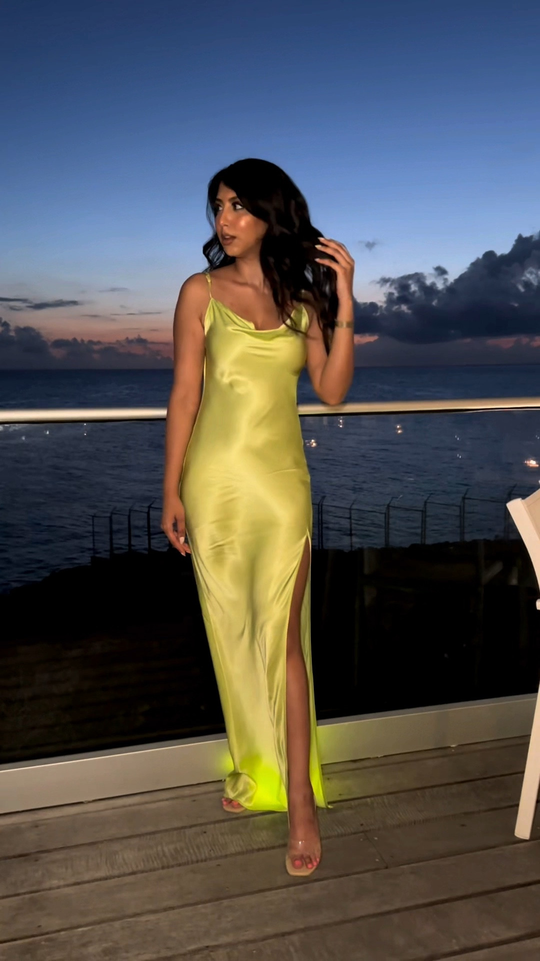 Green backless hot sale maxi dress