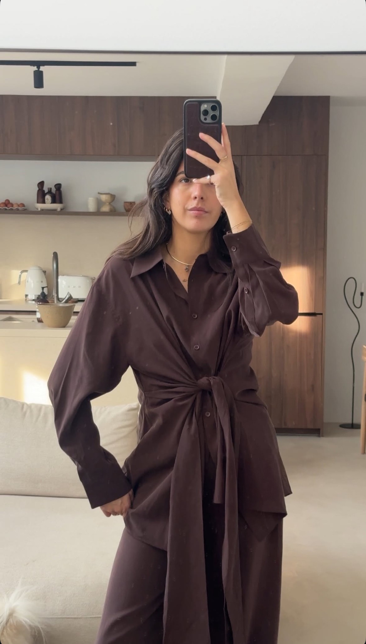 brown elegance 

publicité  

#LTKworkwear #LTKeurope #LTKwinter