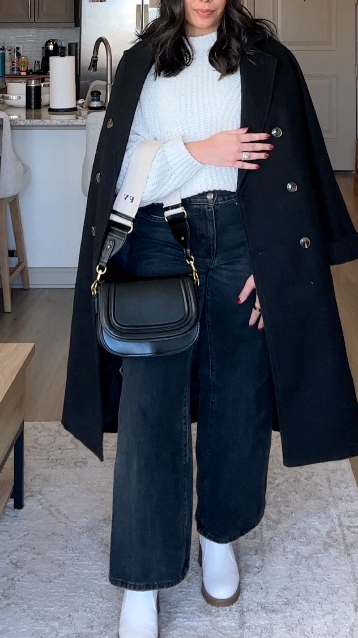 This coat is a MUST for winter! A luxury feel on sale for $50 — I got a medium & it’s the perfect fit ☺️


#LTKWorkwear #LTKFindsUnder100 #LTKSeasonal