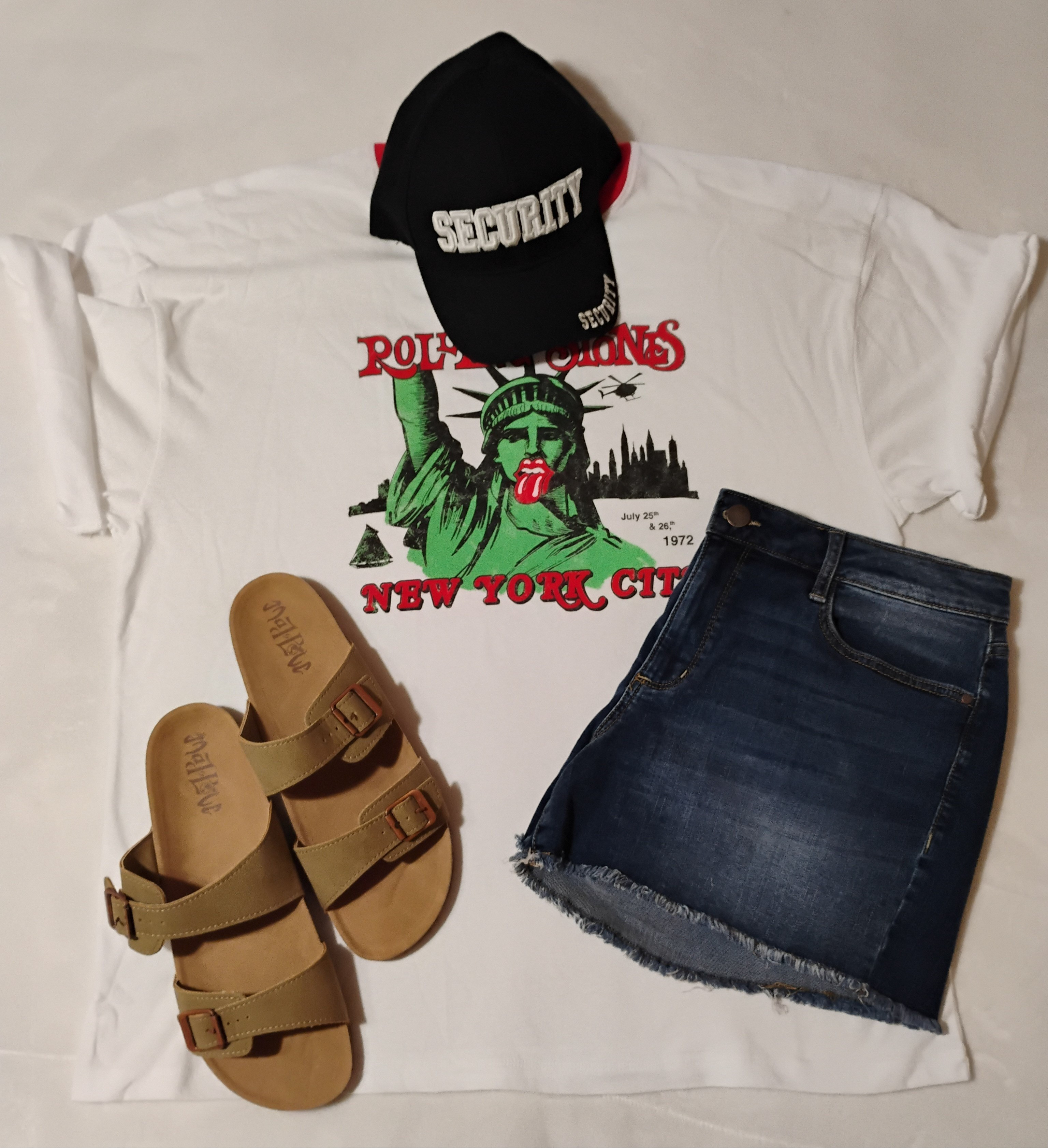 New Rolling Stones T-shirt with vintage vibes.

#LTKSummerEdit #LTKOver40 #LTKFindsUnder50