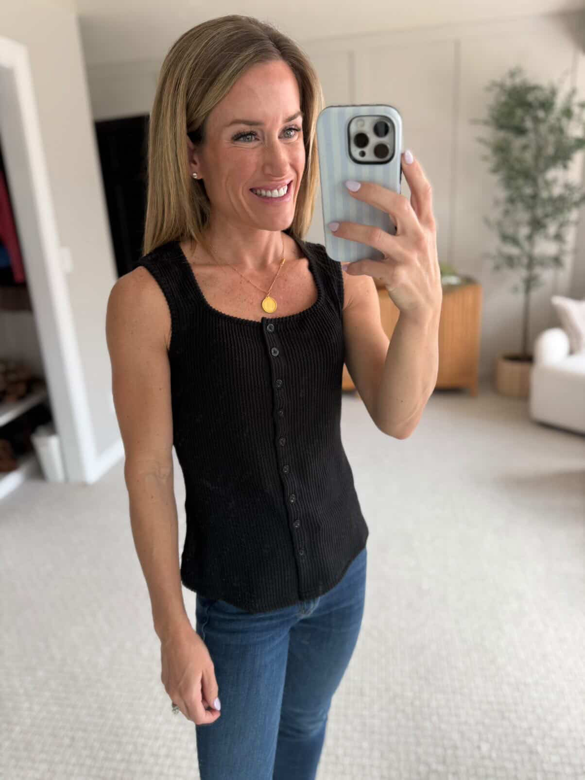Ribbed tank top

Amazon fashion  spring outfit  trendy  mom outfit  casual outfit 

#LTKgrwm #LTKootd #LTKmomlife