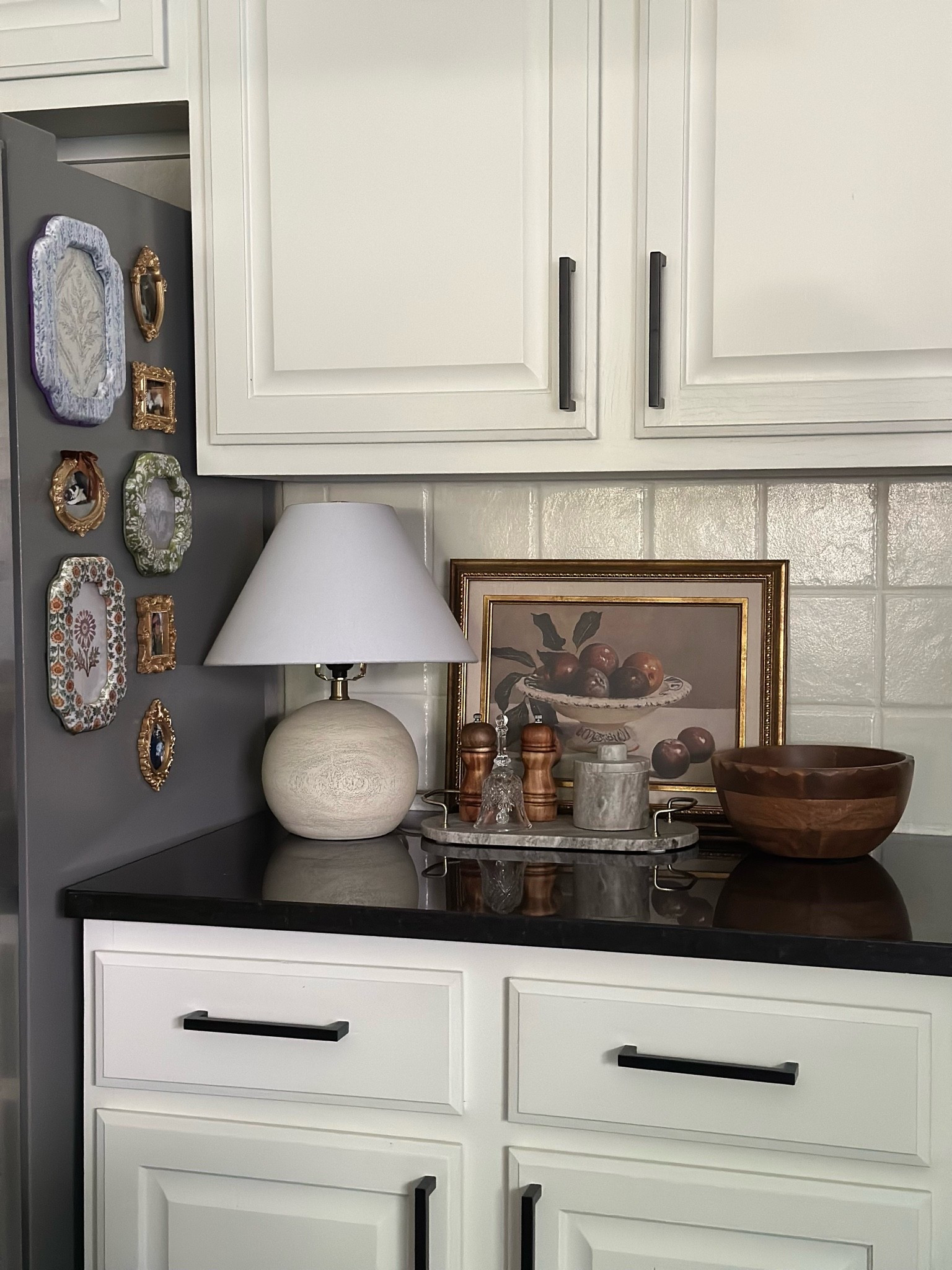 A Kitchen view I’m absolutely loving right now! 🖤🫶🏼😊

#LTKHome #LTKSeasonal #LTKSaleAlert