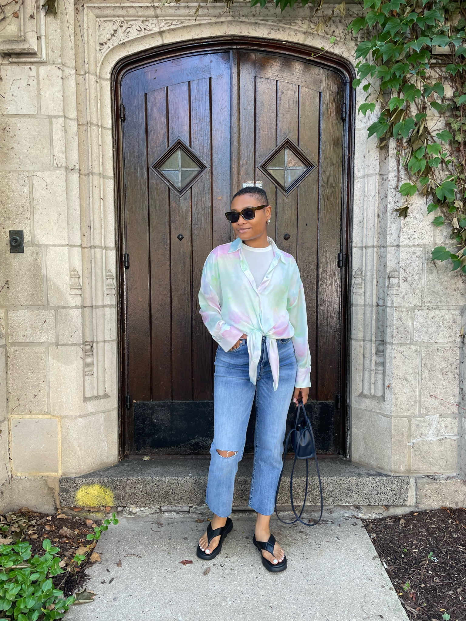 The warmer days are coming…🌸

Cropped jeans are a spring essential. Pair them with any style shoe and top for an easy look! 

#LTKsalealert #LTKSeasonal #LTKFind