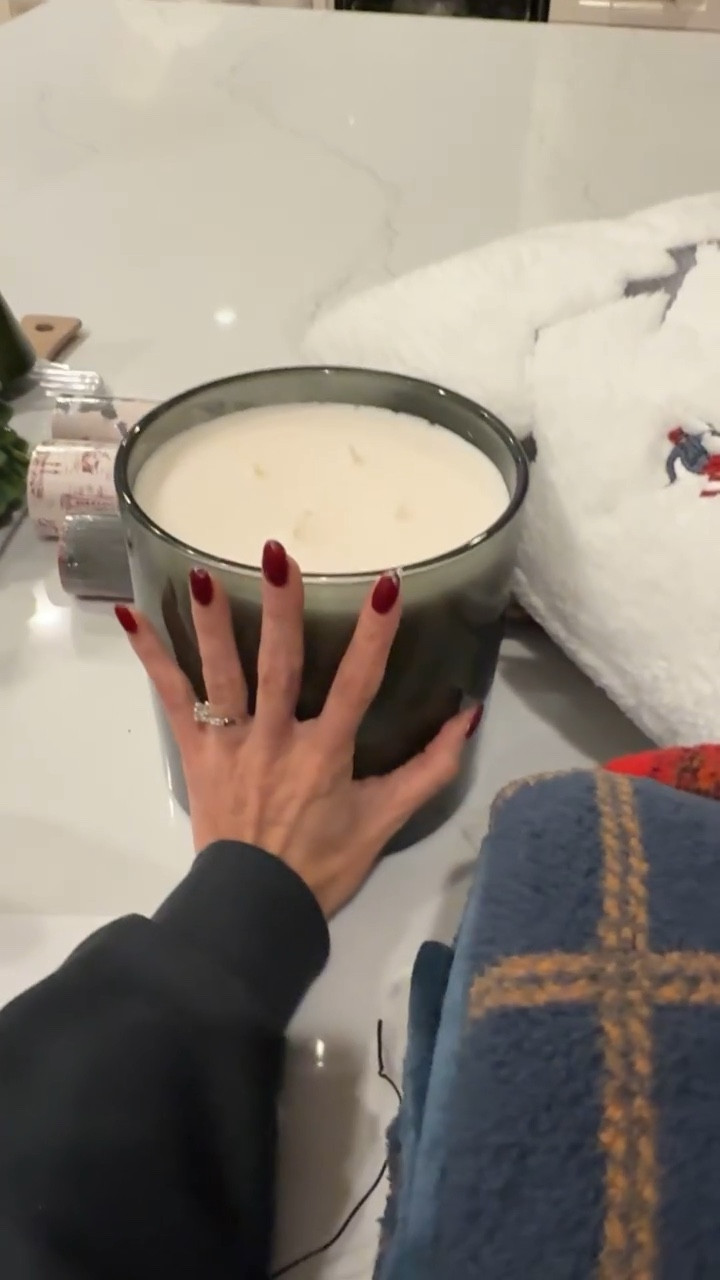 New holiday finds from @walmarthome @walmart ✨

Boys room, boys bedroom, holiday candle, Christmas wrapping paper, holiday decor, Christmas decor 

#LTKFindsUnder50 #LTKHoliday #LTKHome