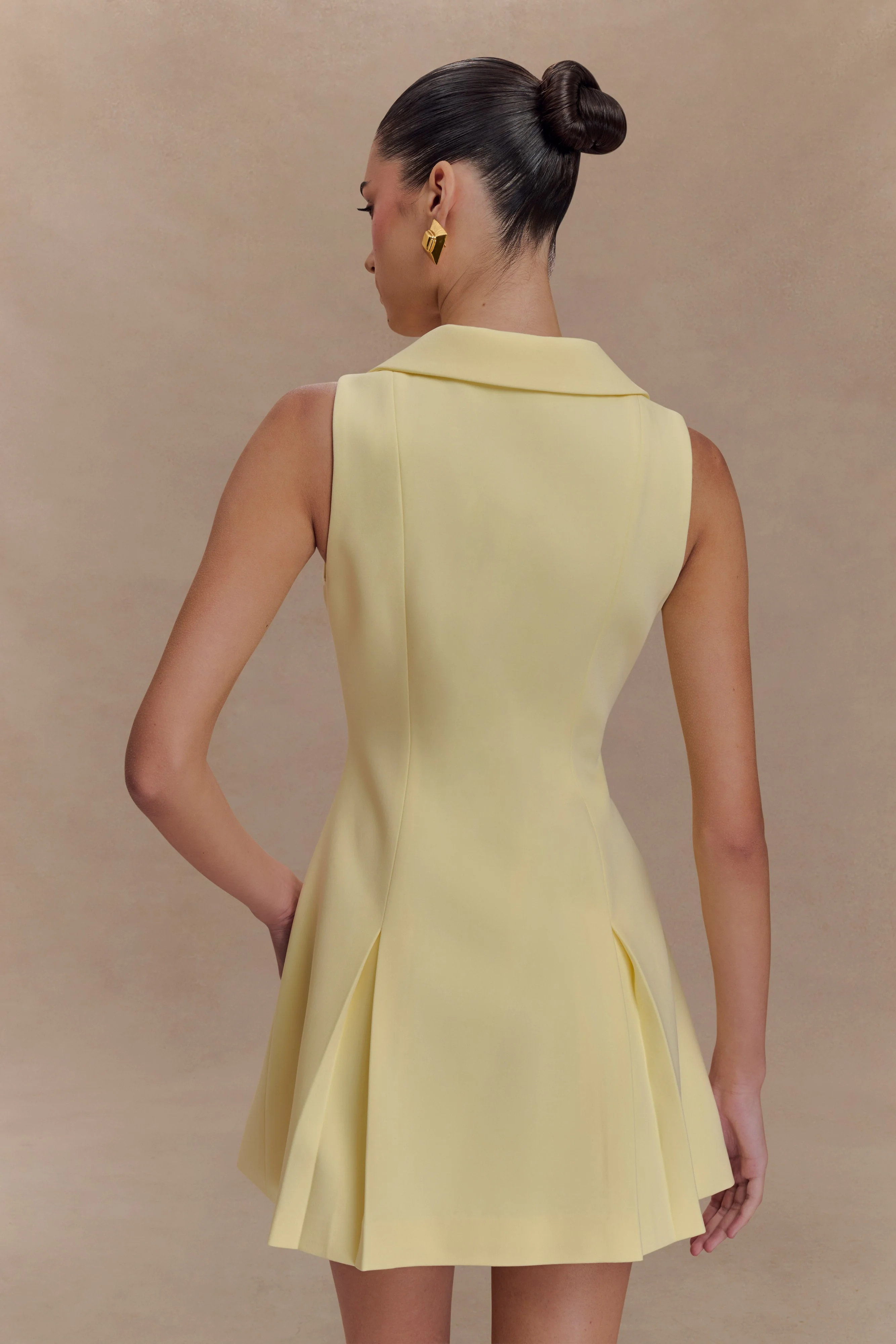 Oli Sleeveless Mini Dress - Lemon | MESHKI US