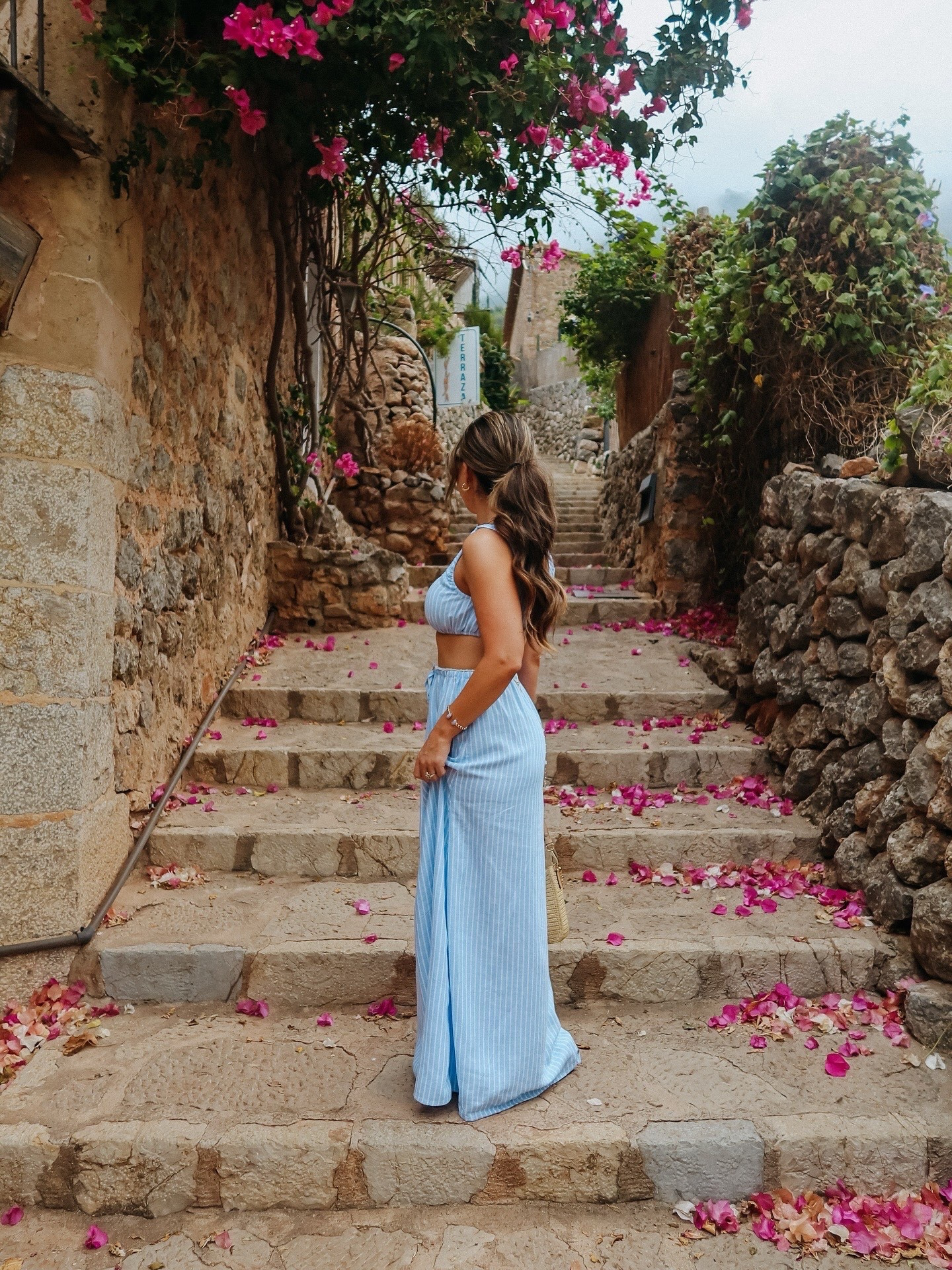 Two piece linen set
Vacation outfit
Beach outfit
Euro summer
Linen maxi skirt
Revolve



#LTKPetite #LTKFindsUnder50 #LTKSeasonal