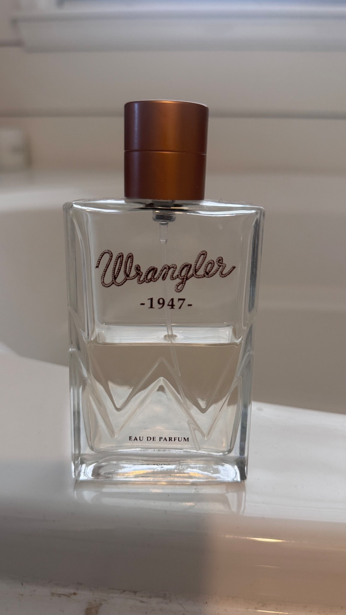 Absolutely obsessed with this fragrance!! 

#LTKFindsUnder50 #LTKOver40 #LTKBeauty