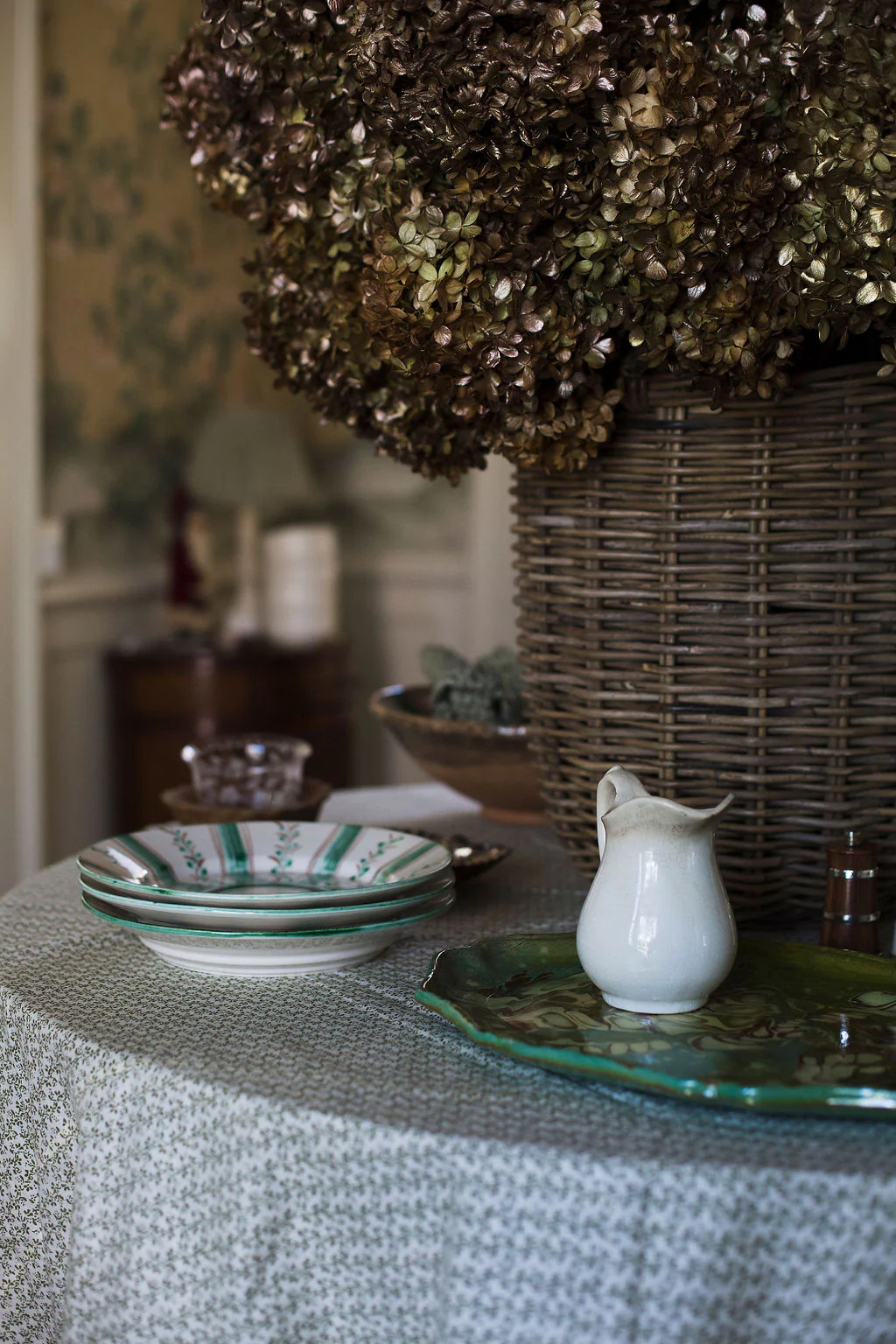 Ivory Eaddy Tablecloth | Parterre