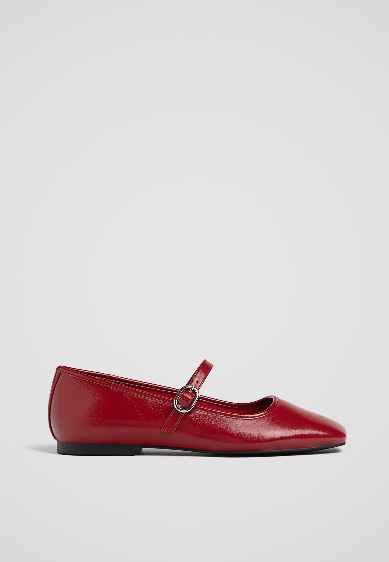 Ballerinas with buckled strap | Stradivarius (UK)