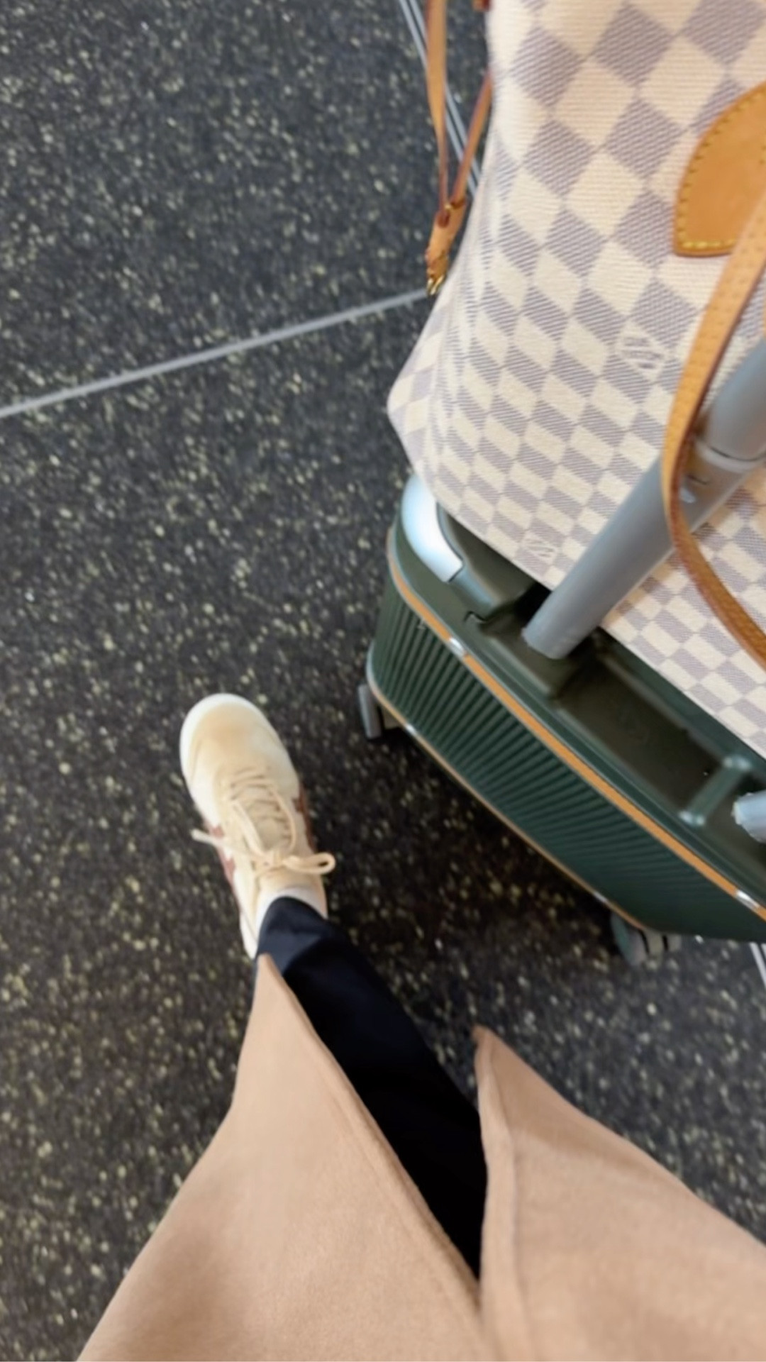 If you’re traveling for the holidays, these will make your life easier!

#LTKHoliday #LTKTravel #LTKSeasonal