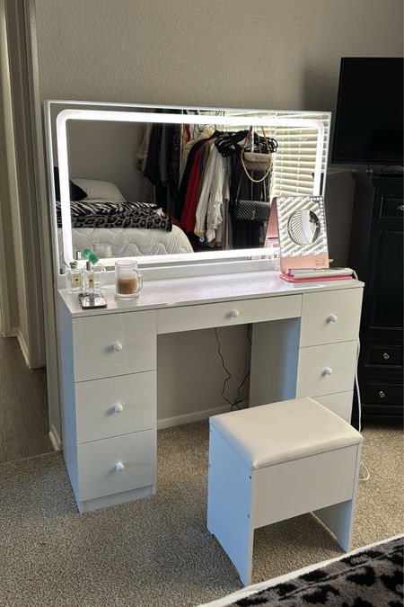 Amazon makeup vanity 🤍
Amazon finds
Home finds
 Bedroom

#LTKbeauty #LTKhome #LTKU