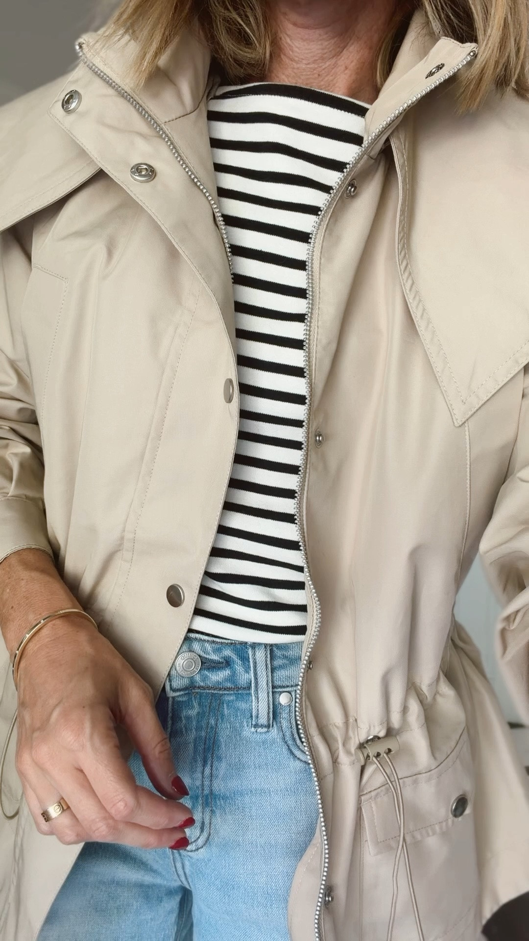 Xs in jacket 
26 in jeans
Tee is old as the hills