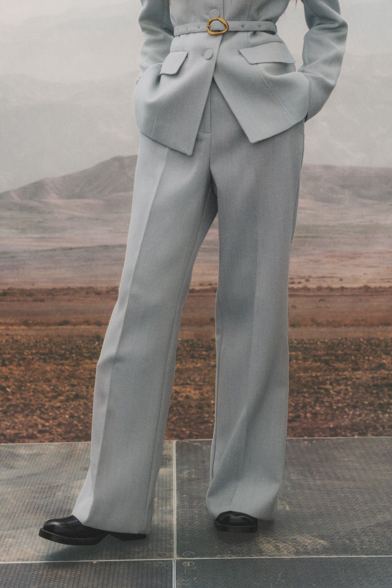 Elegante Hose mit Bootcut | H&M (DE, AT, CH, NL, FI)