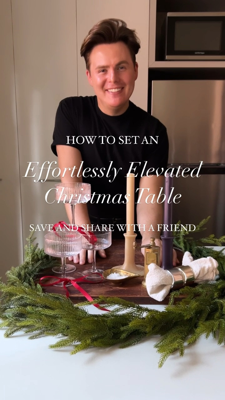 Christmas Table set upp

#LTKhome #LTKSeasonal #LTKaustralia