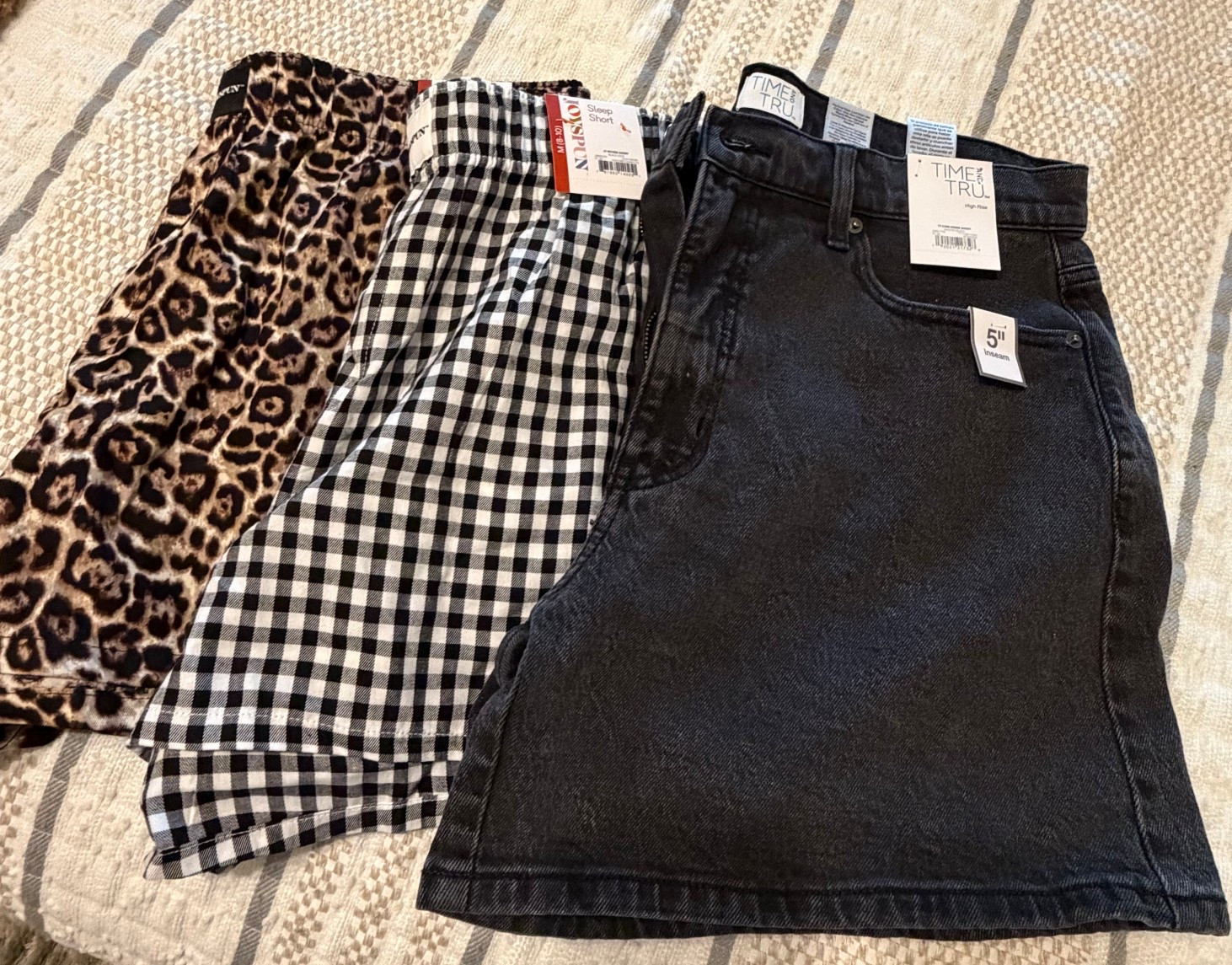 Love the boxer shorts with a graphic tee, and these jean shorts are identical to Abercrombie. 


#LTKSeasonal #LTKMidsize