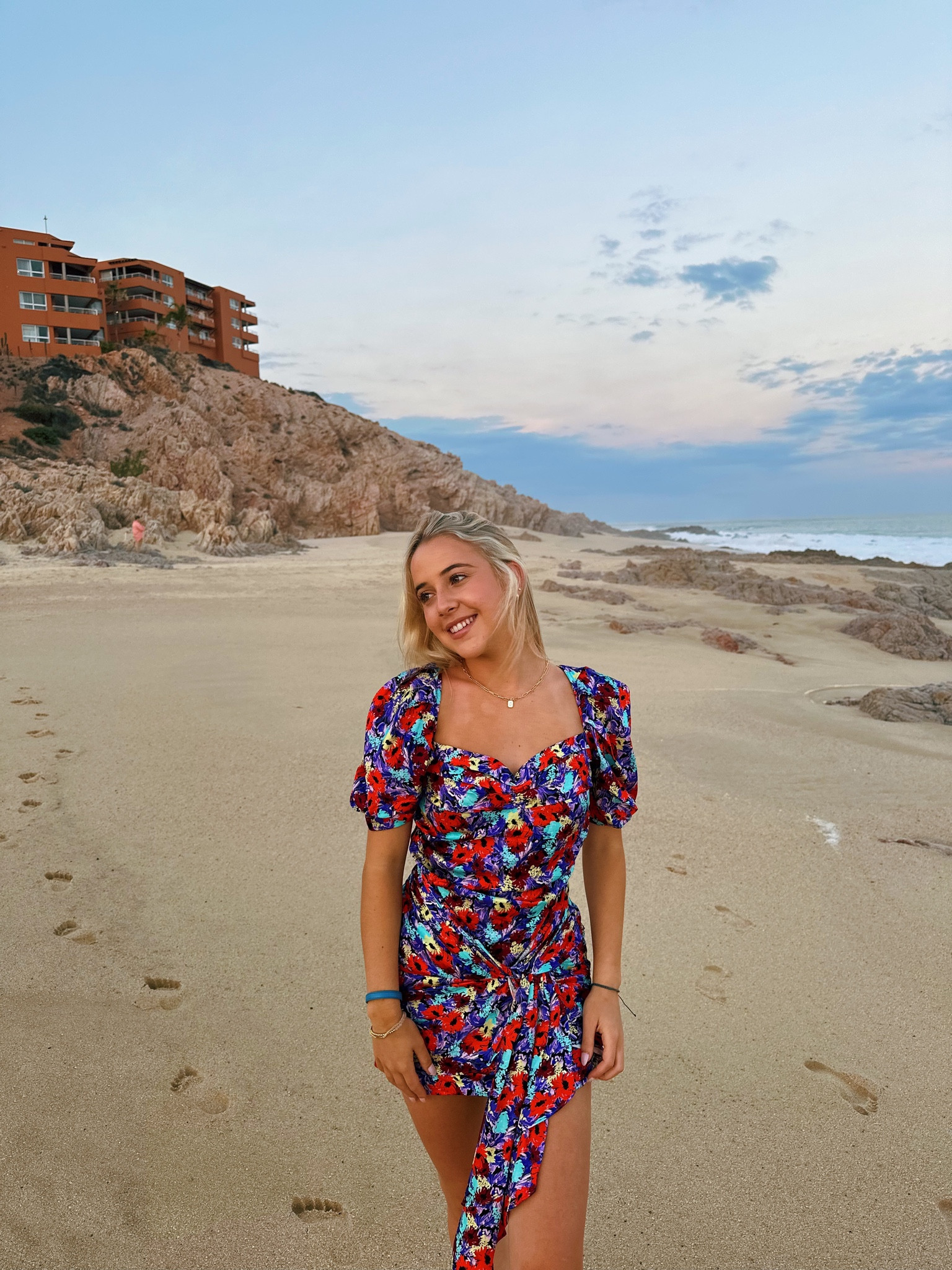 This dress is perfect for a getaway or even a event! It’s from For Love of Lemons. Perfect for any occasion💜❤️💙


#LTKwedding #LTKSeasonal #LTKHoliday