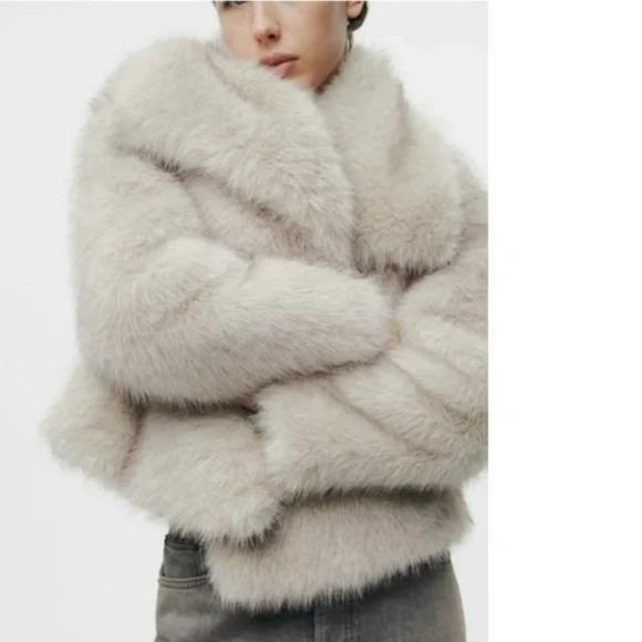 ZARA SHORT FAUX FUR JACKET | Poshmark