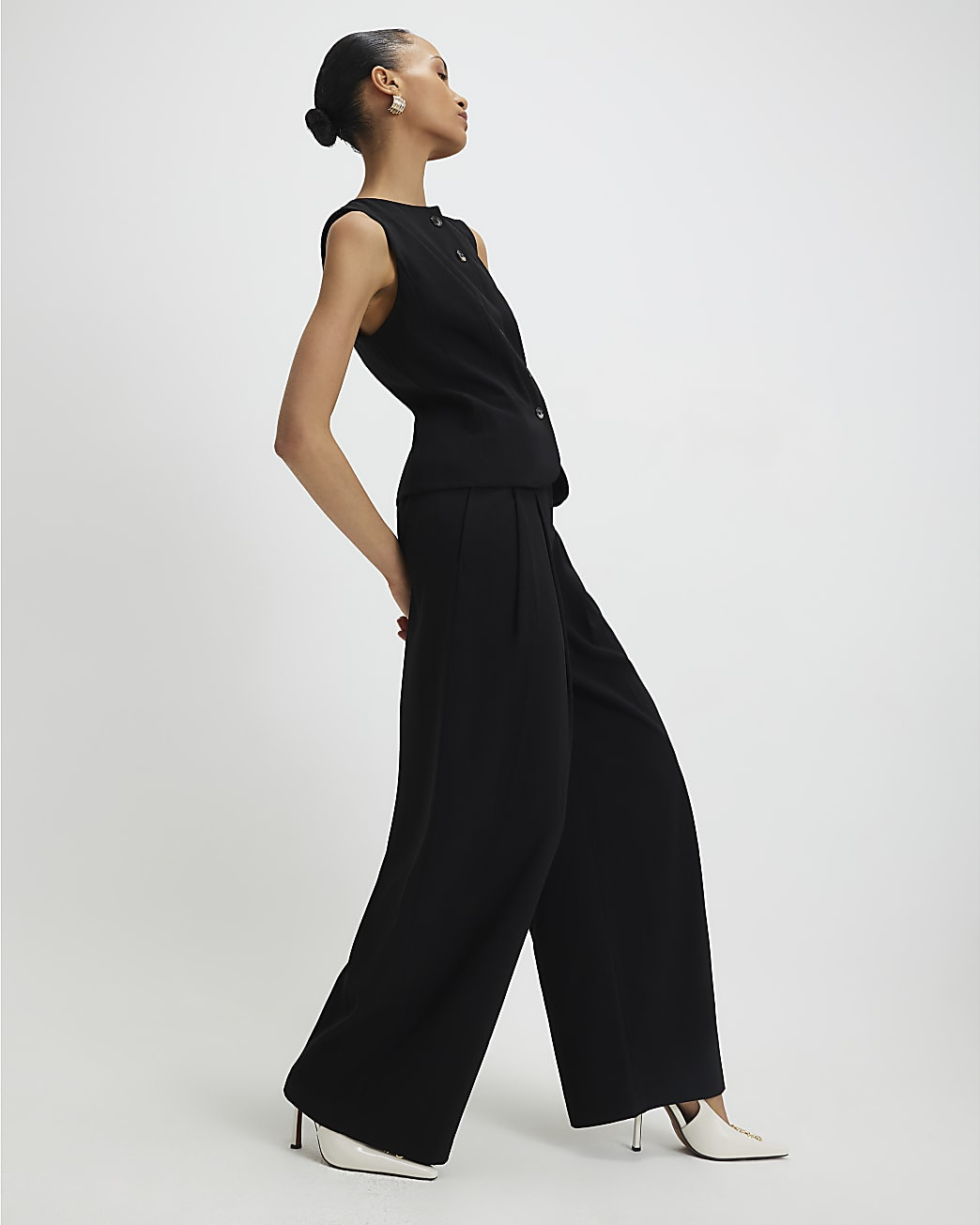 Black Wide Leg Trousers | River Island UK & IE