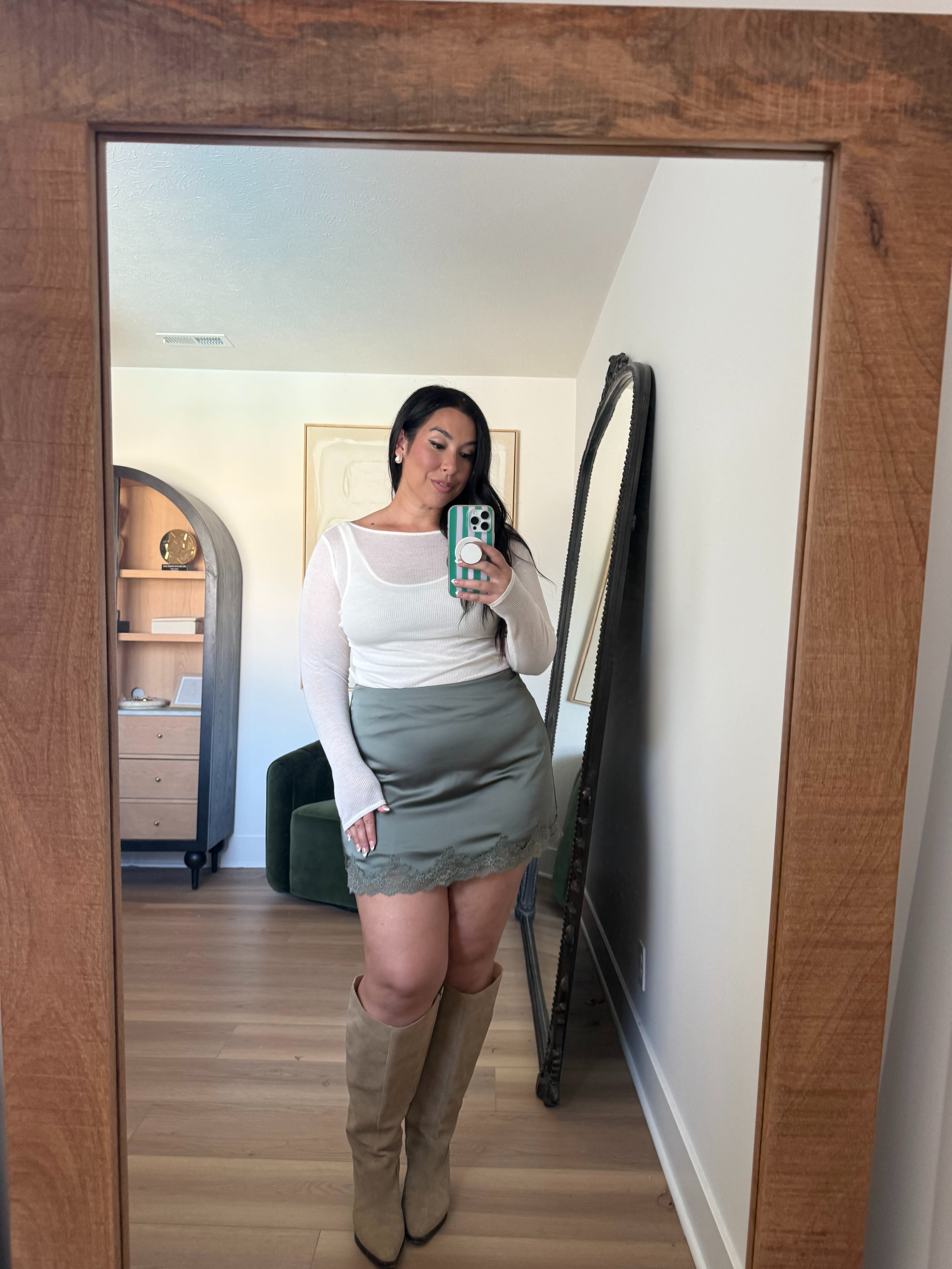 This top is a two for one! Love the sheer detail! Wearing a large in the top, XL in the skirt! Midsize fashion, midsize, abercrombie, abercrombie sweater dress, fall style, fall dress

#LTKSeasonal #LTKMidsize