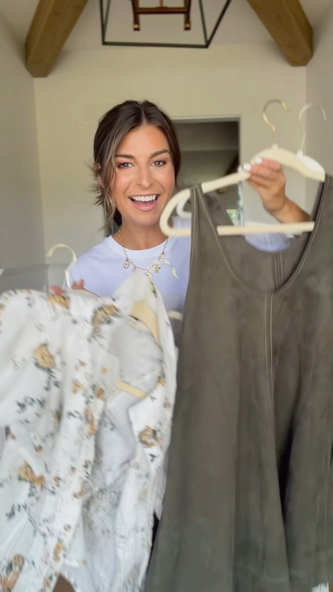 Before you check out at Anthropologie… hear me out. 😂

Instead of adding 10 more things to your cart, here’s proof that 4 good pieces can create a whole season of outfits. I’m styling these Anthropologie finds multiple ways so you can wear them now and all the way into fall. More outfits, less buyer’s remorse. 🤍