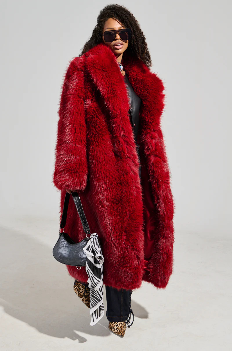 MAJOUR FUR COAT | AKIRA