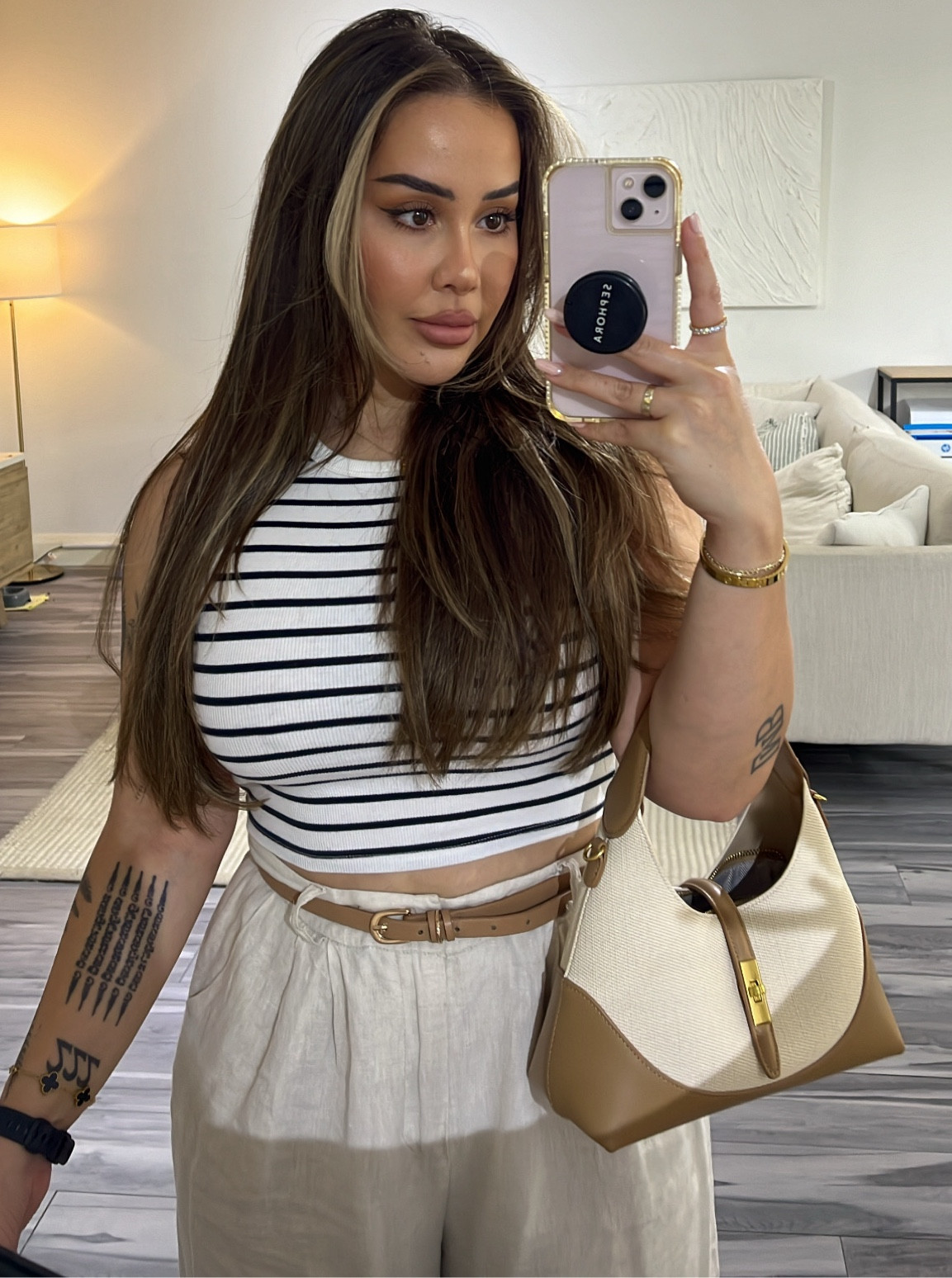 Tank and bag is from a boutique stall in Thailand, no name brand - sorry 💕