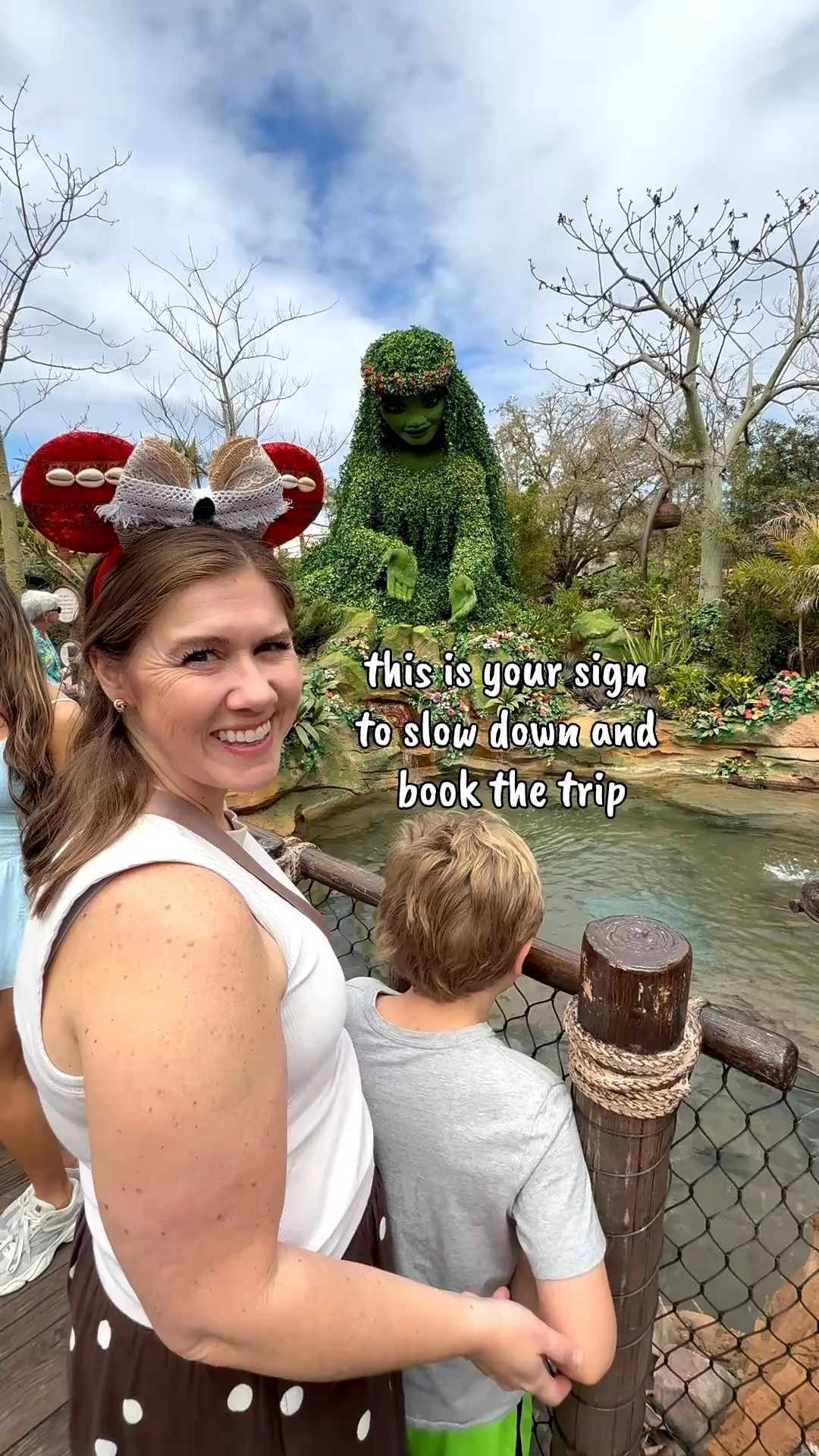 What I wore to Epcot! ❤️

#LTKTravel #LTKootd #LTKdayinmylife