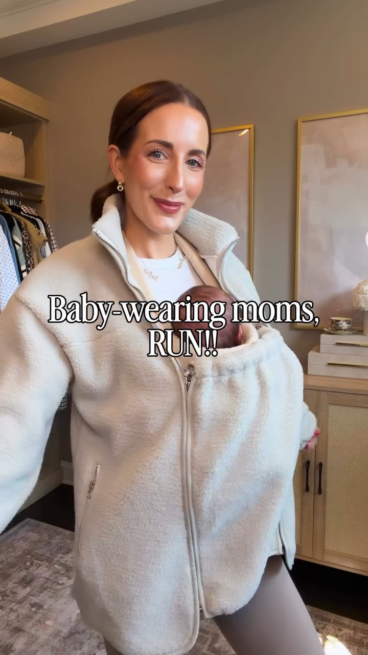 This might be one of my smartest Amazon finds for fall 👀 A jacket that actually fits OVER your baby carrier so you can both stay warm without trying to squeeze a blanket under your coat or bundle baby in a million layers. 

 