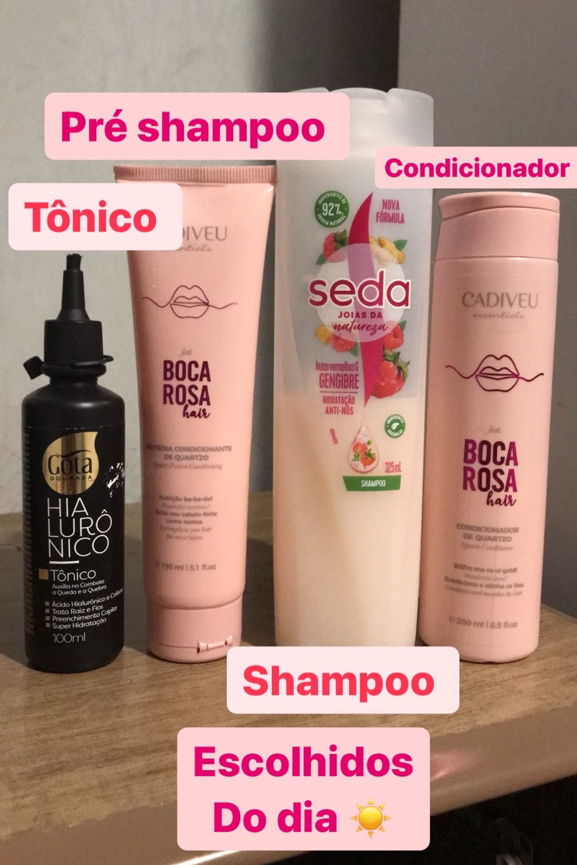 Escolhidos de hoje pra cuidar dos cabelos! 

Comecei passando esse tônico capilar maravilhoso! Deixei por 2h no cabelo!

Aproveitei e já passei esse pré shampoo no comprimento, ele é maravilhoso e deixa o cabelo preparado pra usar o shampo sem prejudicar! 

Usei esse shampo baratinho da seda que limpa o couro cabeludo sem esforço! 

Pra finalizar usei apenas o condicionador dessa linha que eu amo e que deixa um perfume maravilhoso demais! 

Esses foram meus cuidados de hoje! 
Ótimo fim de semana! 

#LTKSale #LTKbeauty #LTKbrasil