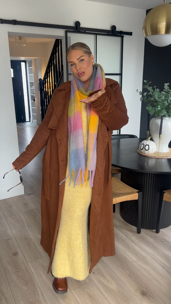 Adding a pop of colour into a very neutral autumn! ☀️🤭🌈

Yellow. Co ord. knitwear. Maxi skirt. Fluffy skirt. Yellow skirt. Yellow jumper. Topshop. ASOS. Suede trench jacket. Pretty little thing. Patchwork scarf. Brown boots. Midsize fashion. Size 16 style. Size 18 style. Autumn fashion. Transitional style. Rainy day outfit. 

#LTKautumn #LTKcurves #LTKeurope