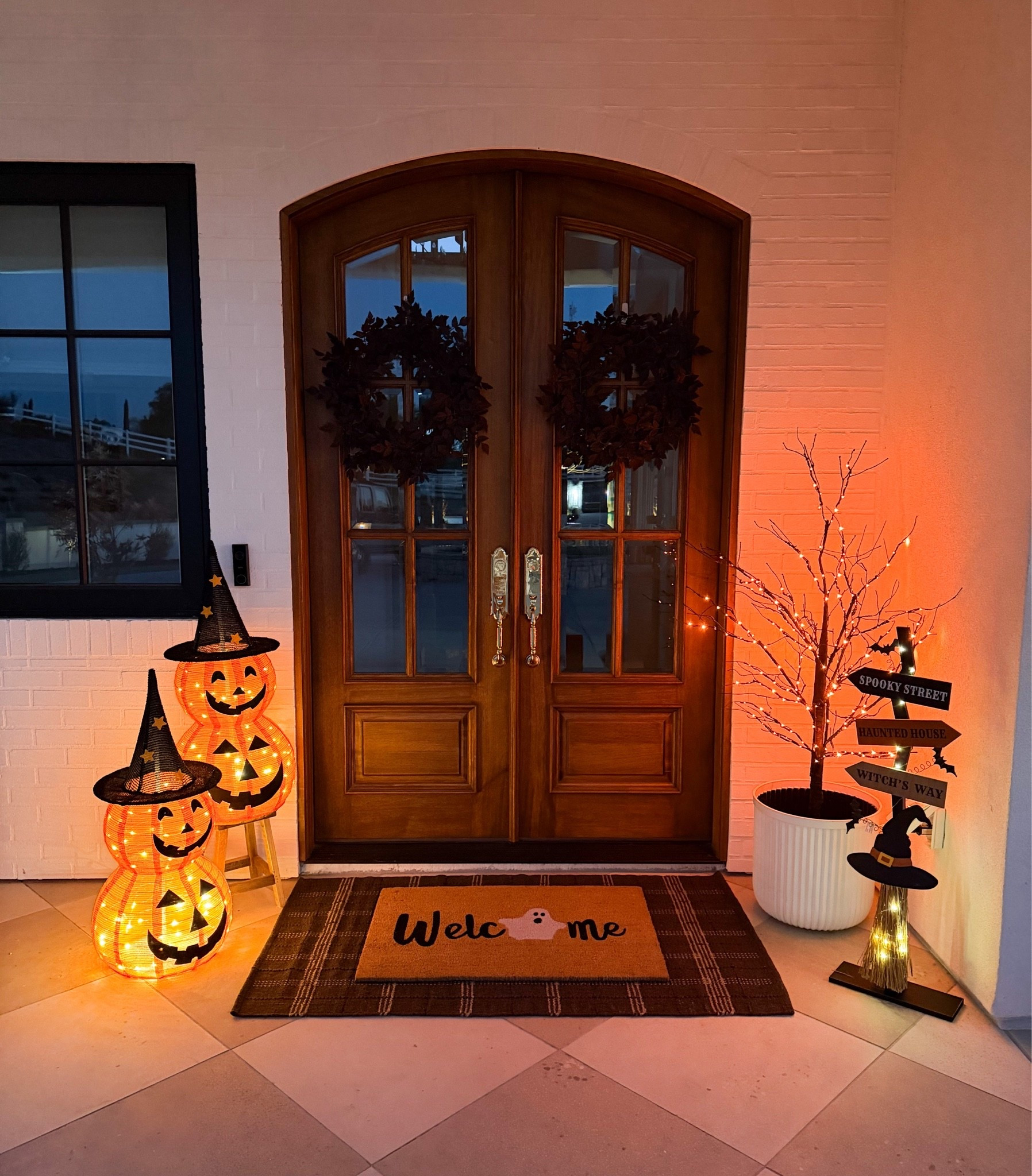 #AD My front entry is spooky thanks to @wayfair I partnered with Wayfair and added a little spooky to our porch! #WayfairPartner #Wayfair