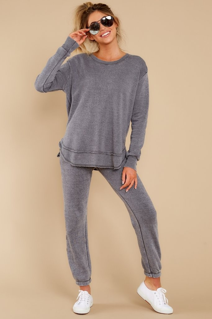 Divine Comfort Steel Grey Pullover | Red Dress 