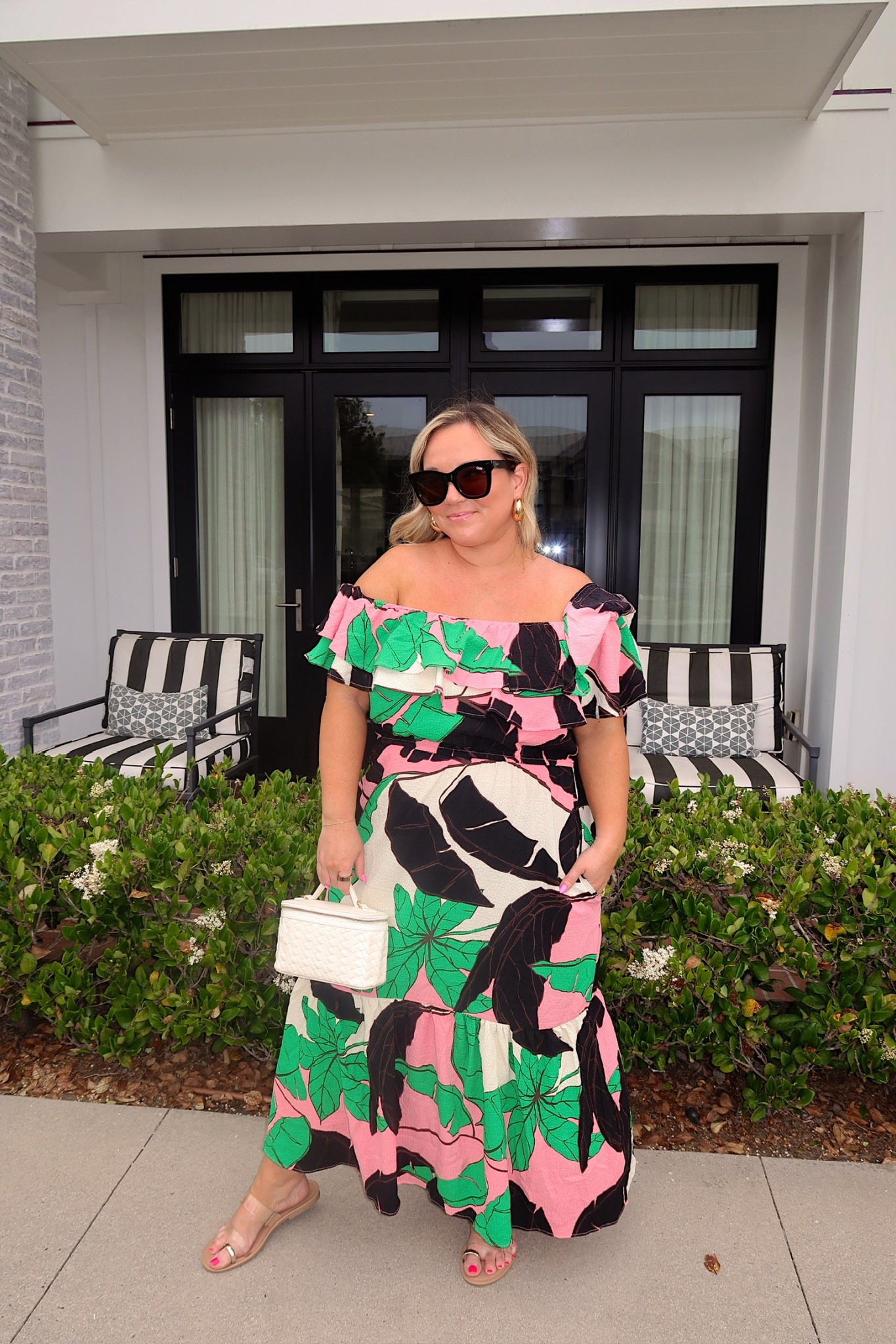 Super cute off the shoulder Walmart dress!! Perfect for summer vacations! 

Wearing size LARGE

Summer style, summer dress, Walmart fashion, Walmart finds, beach style, resort wear, travel outfit, vacation outfit, date night outfit



#LTKPetite #LTKStyleTip #LTKMidsize