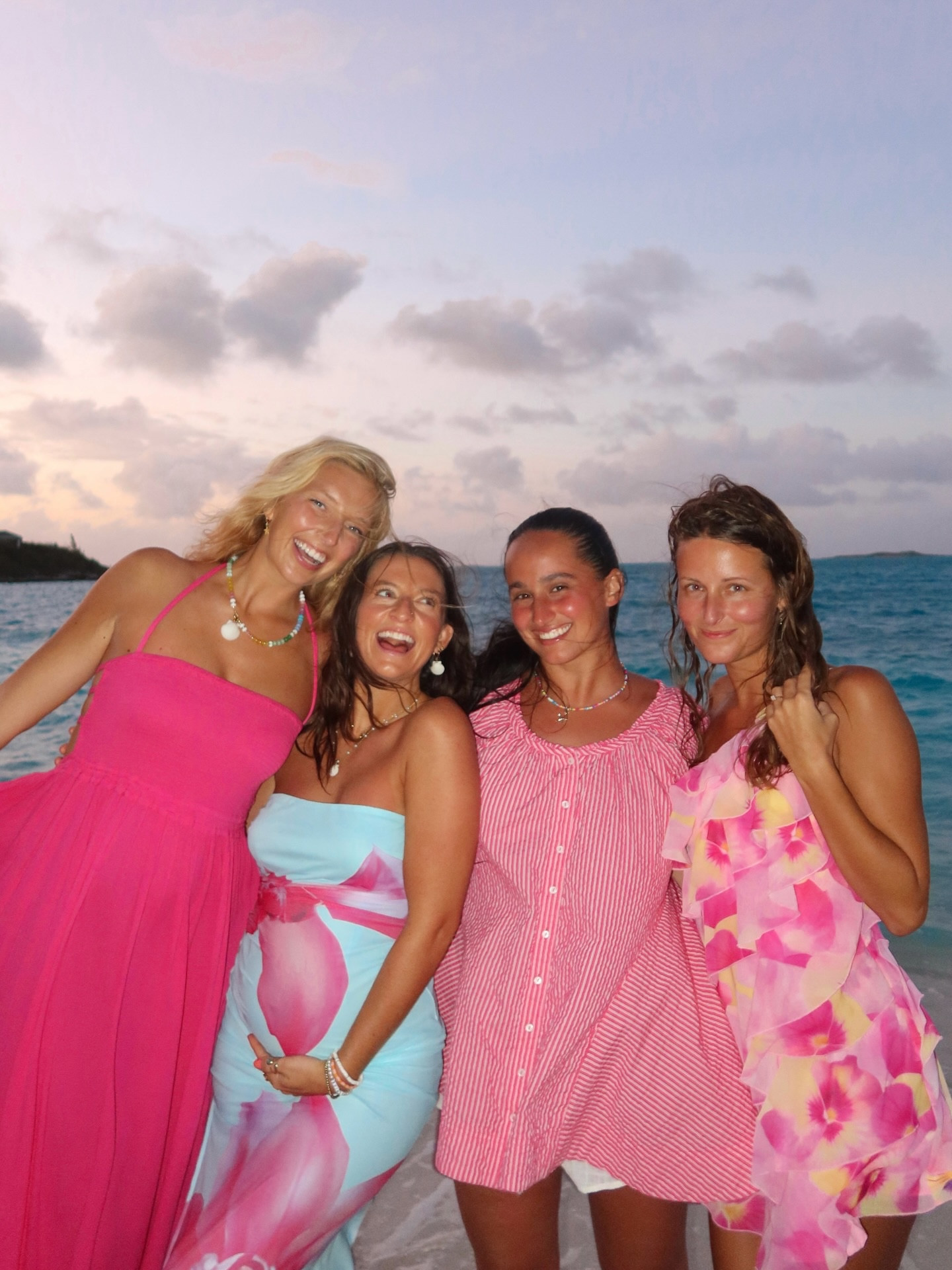 checked in to paradise 🐟👙🐚☀️✈️