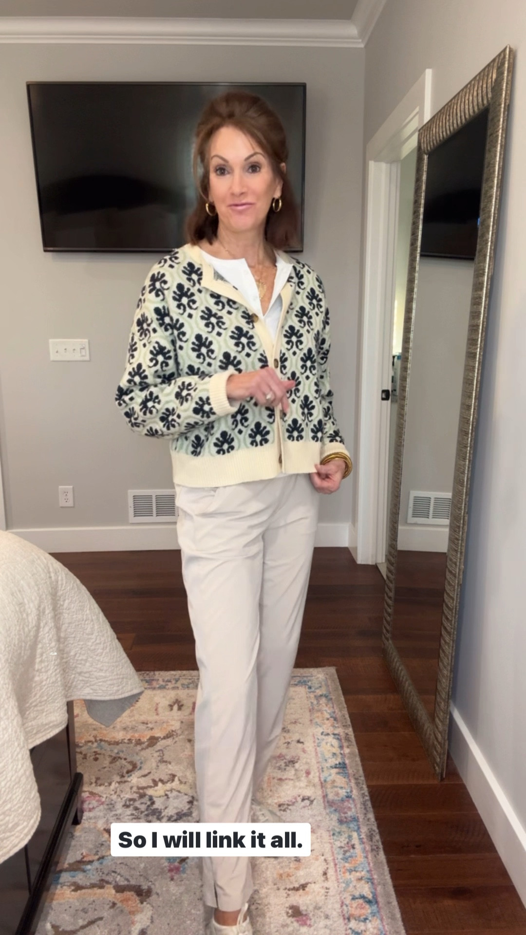 OOTD 
Cardigan - L
Henley- L
Pants - size 8 Tall

Bracelet discount- anniek20

Travel style 
Activewear 
Casual style 


#LTKWatchNow #LTKTravel #LTKStyleTip