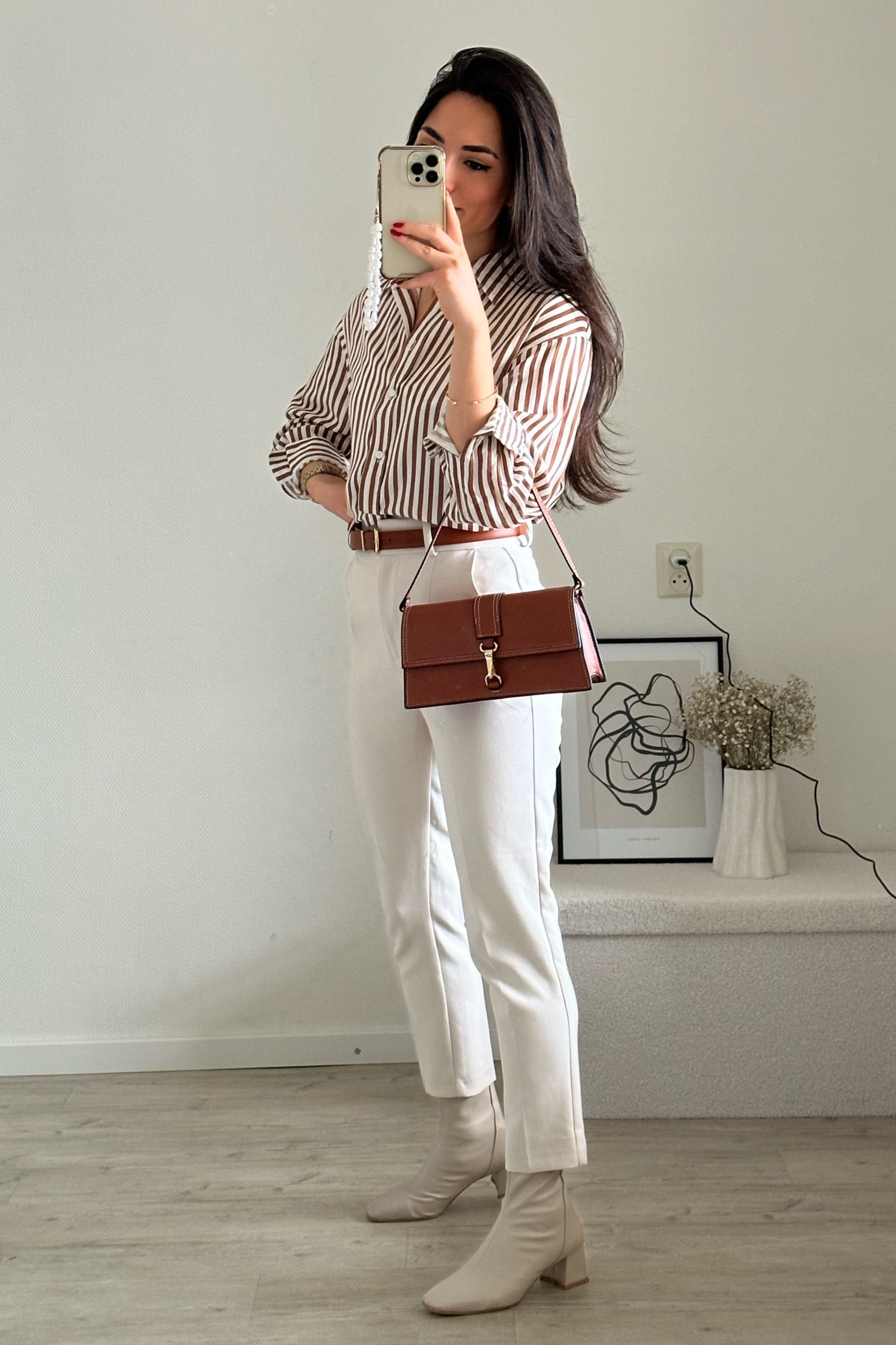 Elegant Outfit 🤎

Outfitinspiration, ootd, outfitpost, beigeoutfit, summerstyle, oldmoney, elegant, Mango, Stradivarius, H&M, chiqueoutfit, simpleoutfit, Netherlands, ankle boots.



#LTKFind #LTKSeasonal #LTKeurope