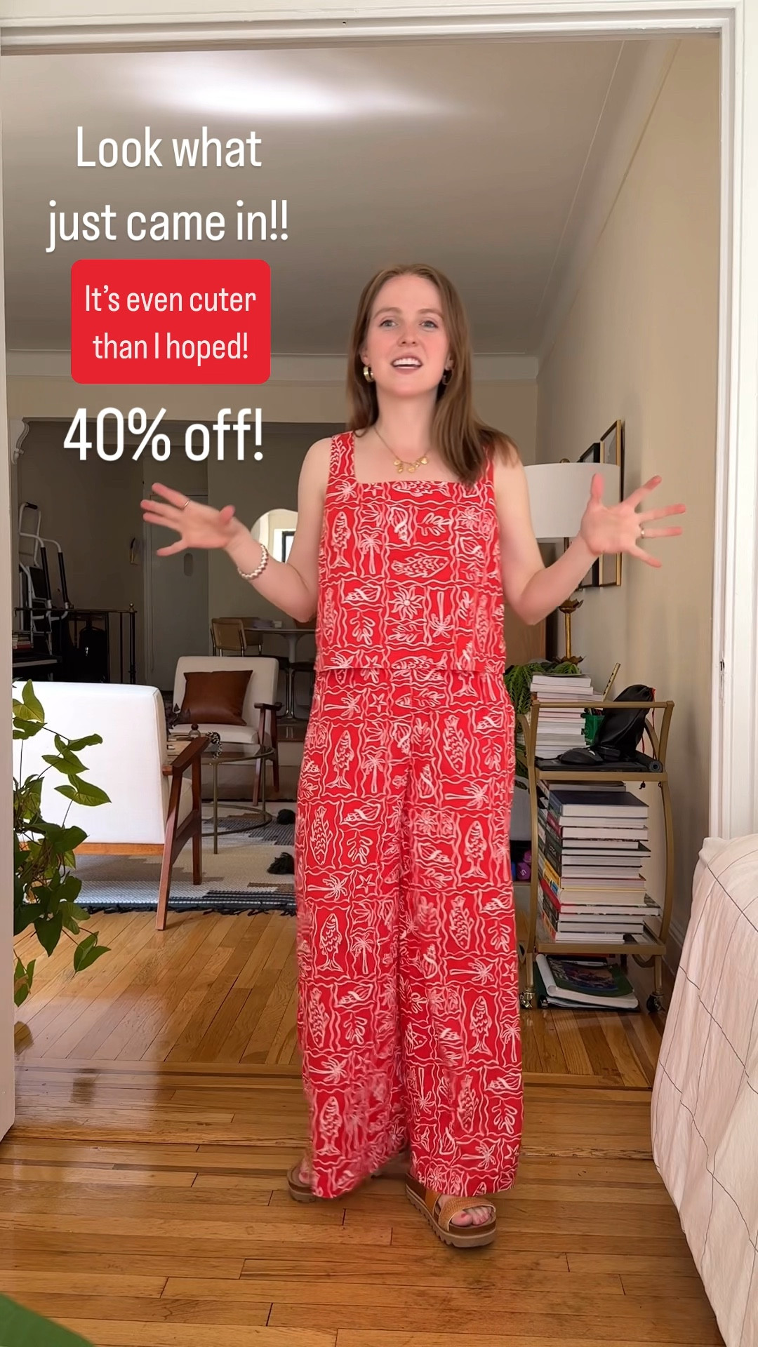 The absolute cutest vacay set is 40% off! Elastic waist and so comfy! Wearing xs in both pieces. Sandals 20% off code SARAHLEAH20

#LTKStyleTip #LTKSaleAlert