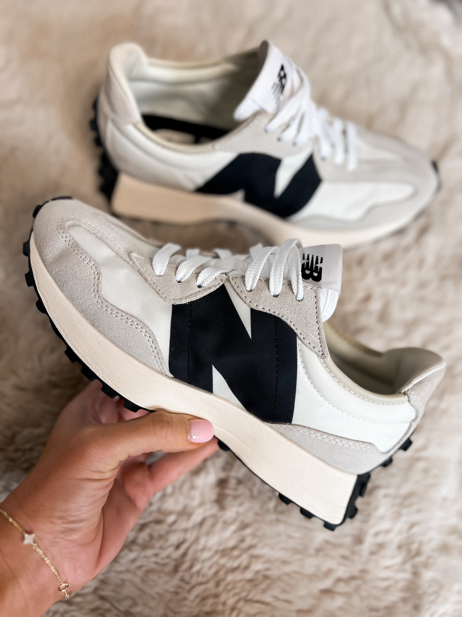 Best selling sneakers 
New Balance 327’s 


#LTKover40 #LTKstyletip #LTKshoecrush