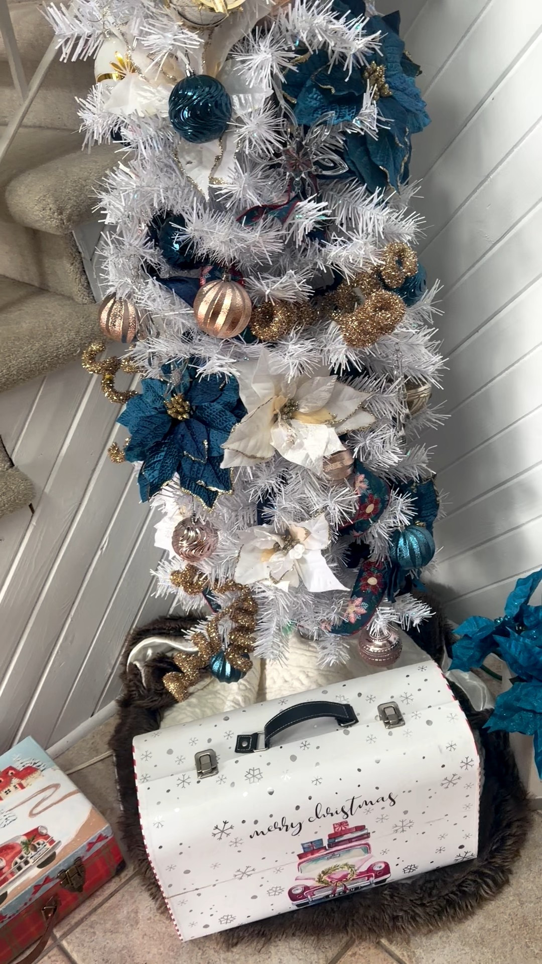 Not sure how I managed Christmas decor without the magic remote controls 

#LTKFindsUnder50 #LTKHoliday #LTKHome