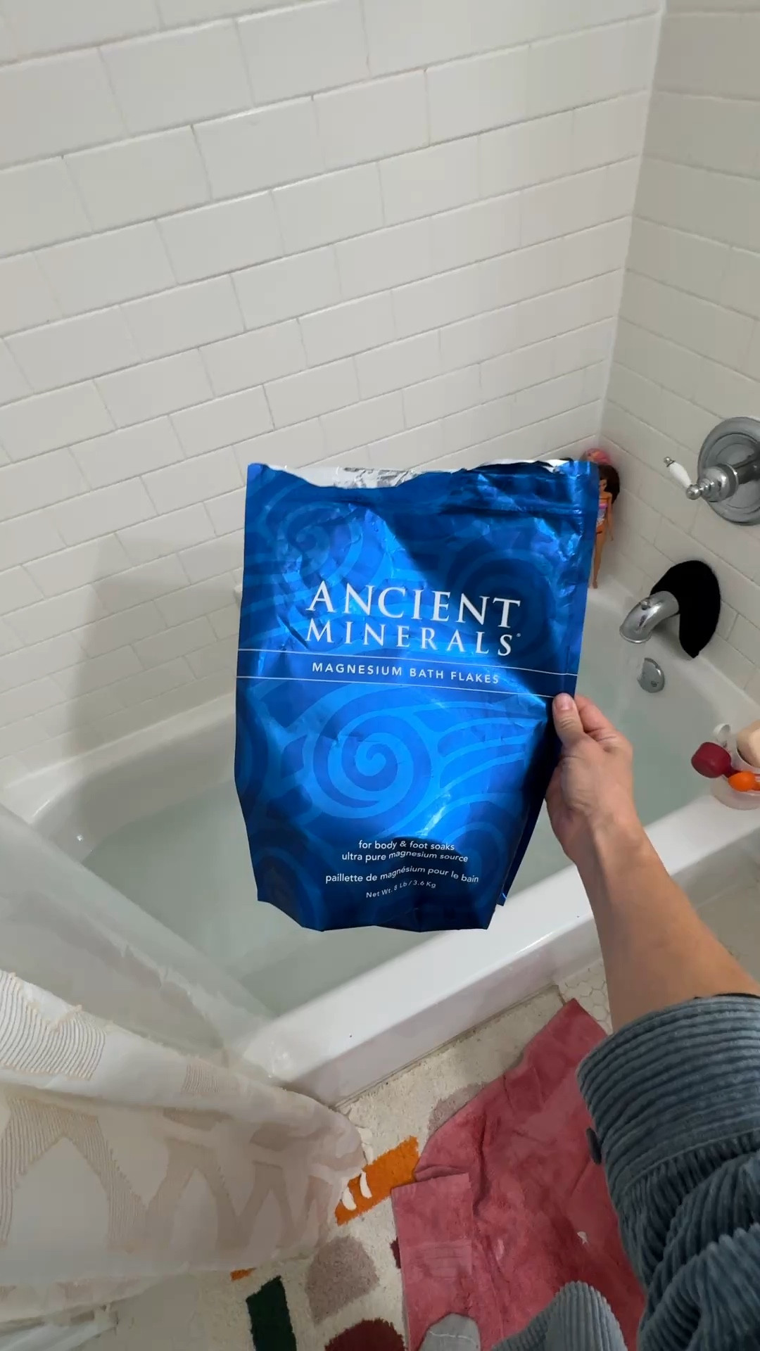 If you’ve never tried a magnesium bath soak, this is your sign. The Ancient Minerals Magnesium Flakes are one of my favorite ways to relax, unwind, and support recovery — especially after a long day or workout. I love that they’re made from pure magnesium chloride, so you’re getting a high-quality, easily absorbed form of magnesium right through your skin.

A magnesium bath helps with muscle tension, stress relief, deeper sleep, and even hormone balance — and these flakes dissolve beautifully without leaving any residue. I use about 1–2 cups in a warm bath and soak for 20 minutes for the ultimate detox and relaxation ritual.

If you’ve been searching for magnesium bath flakes, natural stress relief, or wellness bath products, these Ancient Minerals magnesium flakes are such a good clean-living staple. You can find them linked in my LTK under wellness must-haves. 

#LTKActive