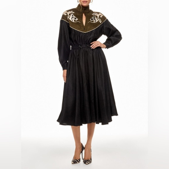 Western Midi Dress
ADD TO HEARTS
Stella Jean | Poshmark