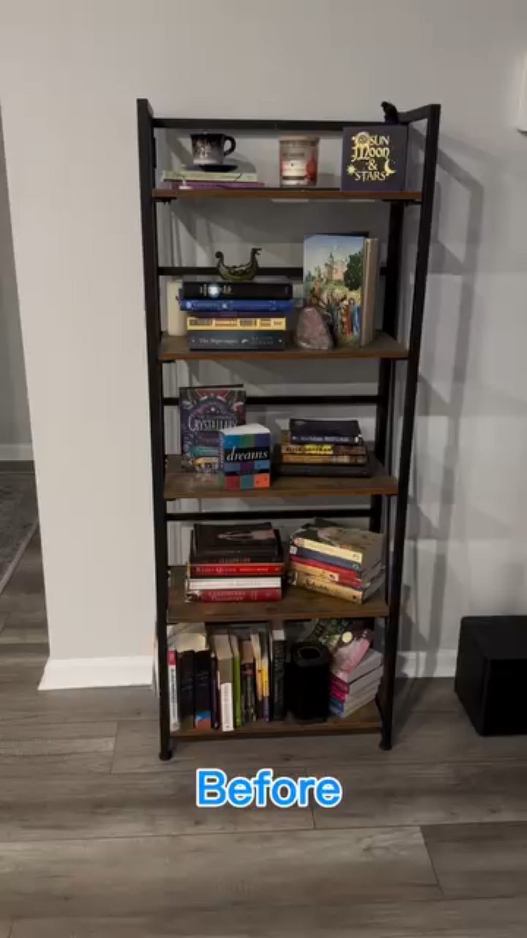 It was time to replace the old bookshelf with something a little nicer. I’d call this arched cabinet from @walmart a win!
✨🌙✨
#walmartfinds #betterhomesandgardens #archedcabinet #darkaesthetic #cottagecore #witchy #bookshelf