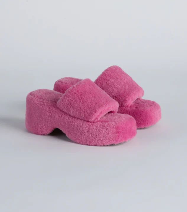 Hello Fabulous Fuzzy Platform Slippers | Windsor Stores