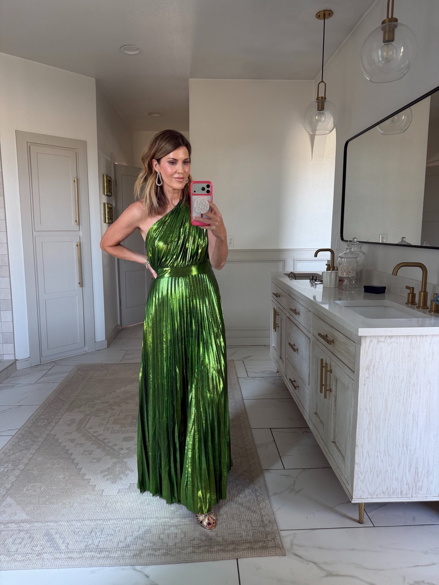 Wearing a size medium in this gorgeous dress

#LTKWedding #LTKOver40 #LTKNYFW