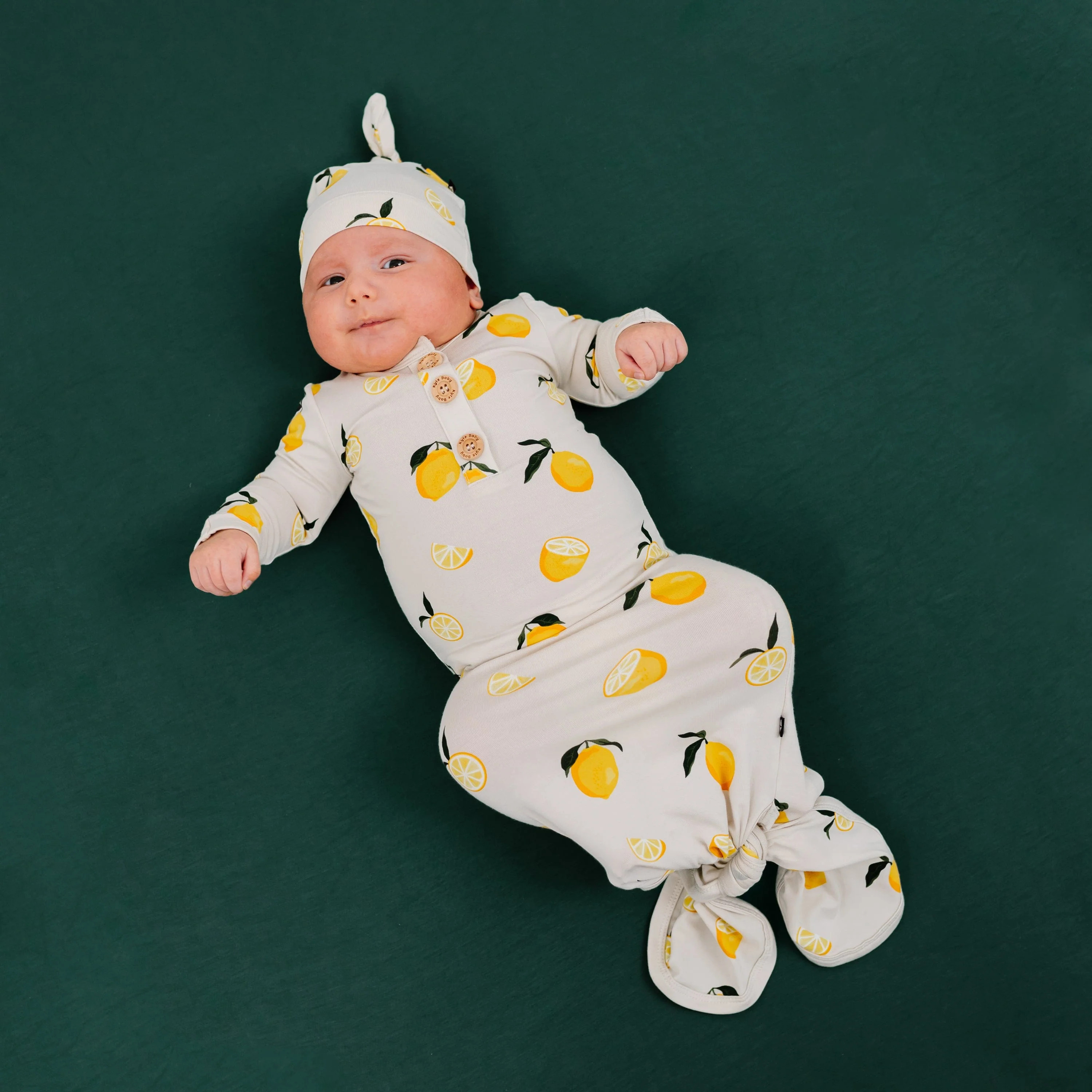 Knotted Gown with Hat Set in Lemon | Kyte BABY