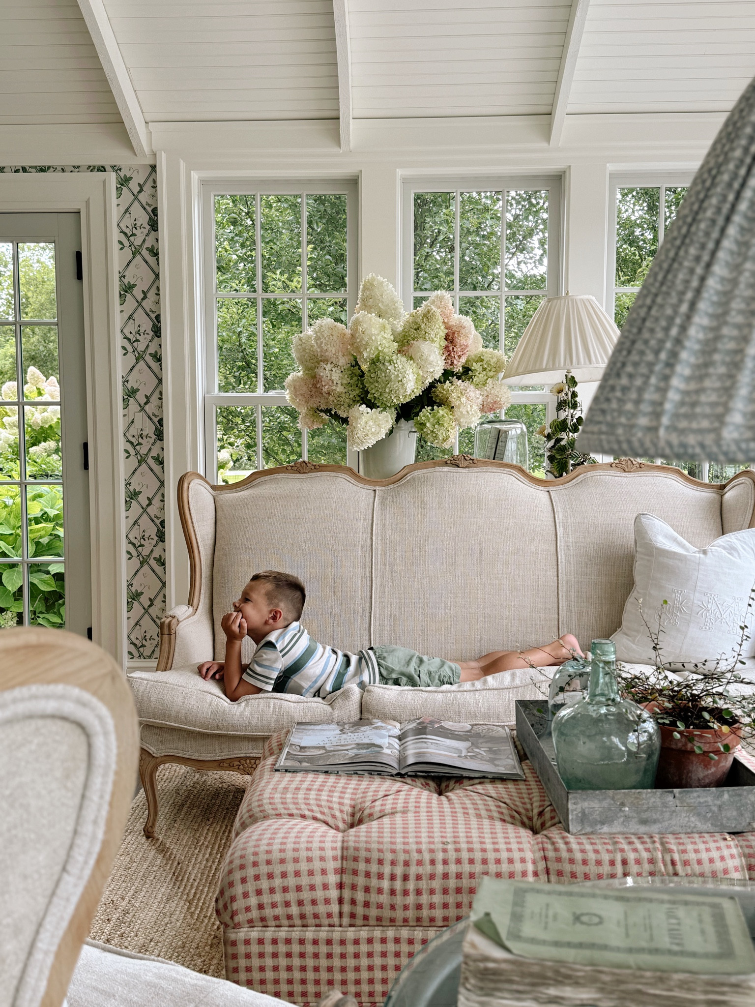 Cozy 🫶🏼🦢

#LTKSeasonal #LTKHome